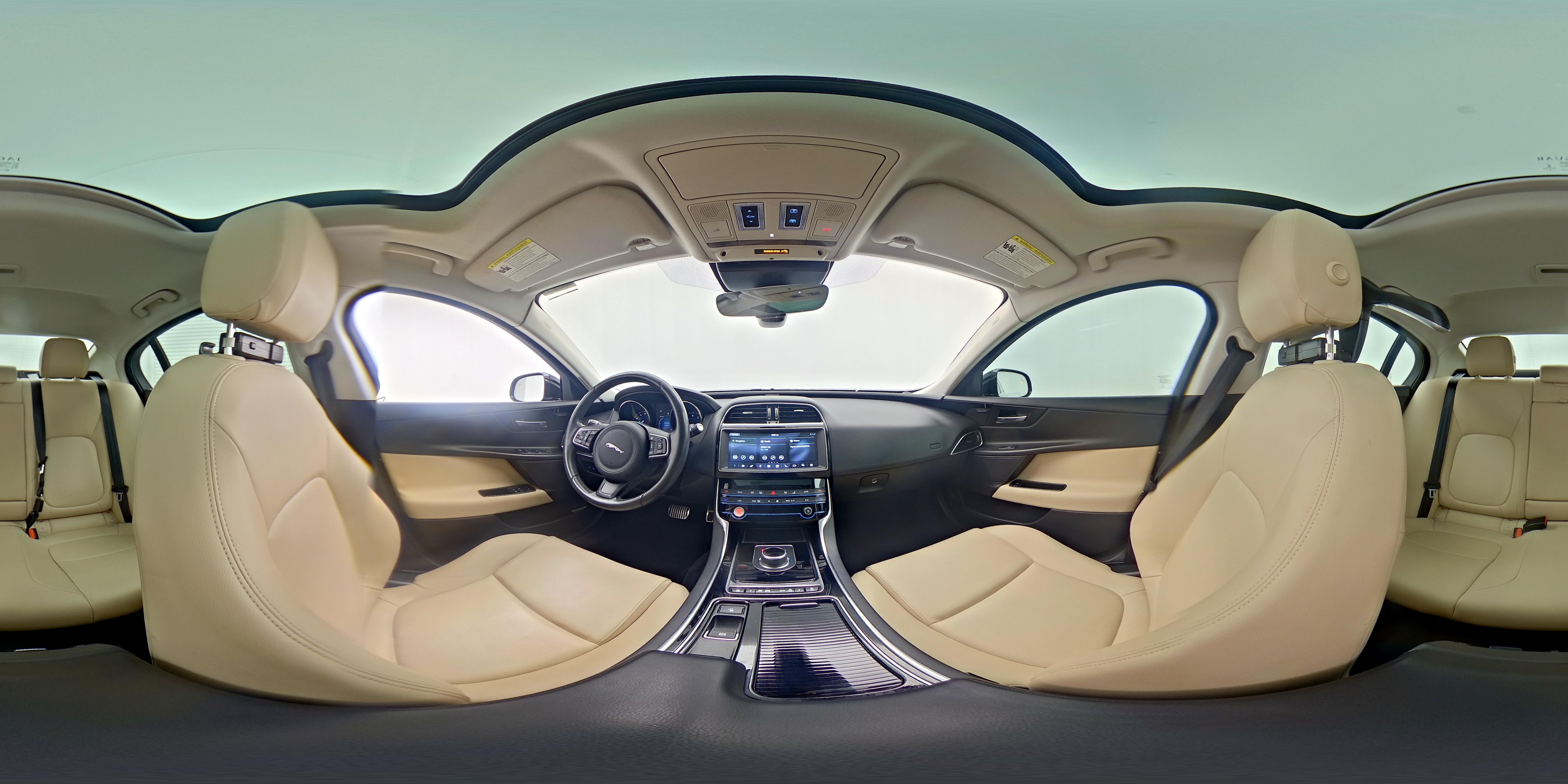 2019 Jaguar XE Premium - Photo 26