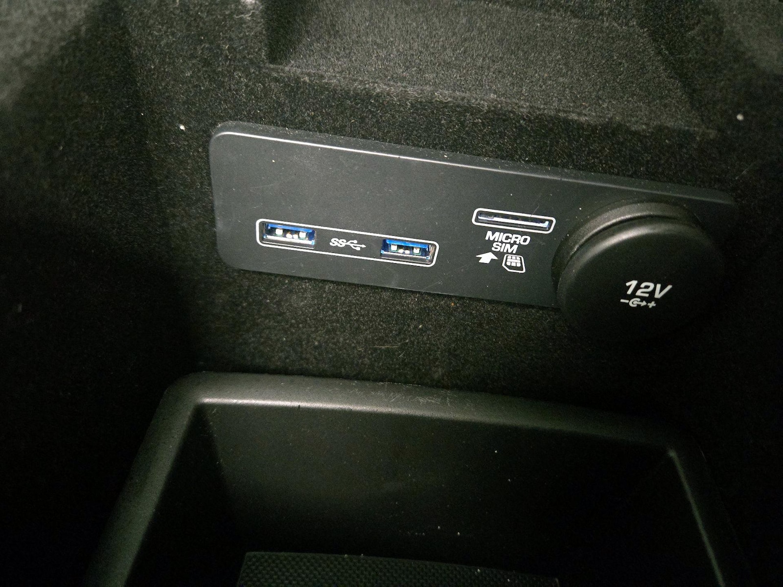 2019 Jaguar XE Premium - Photo 19