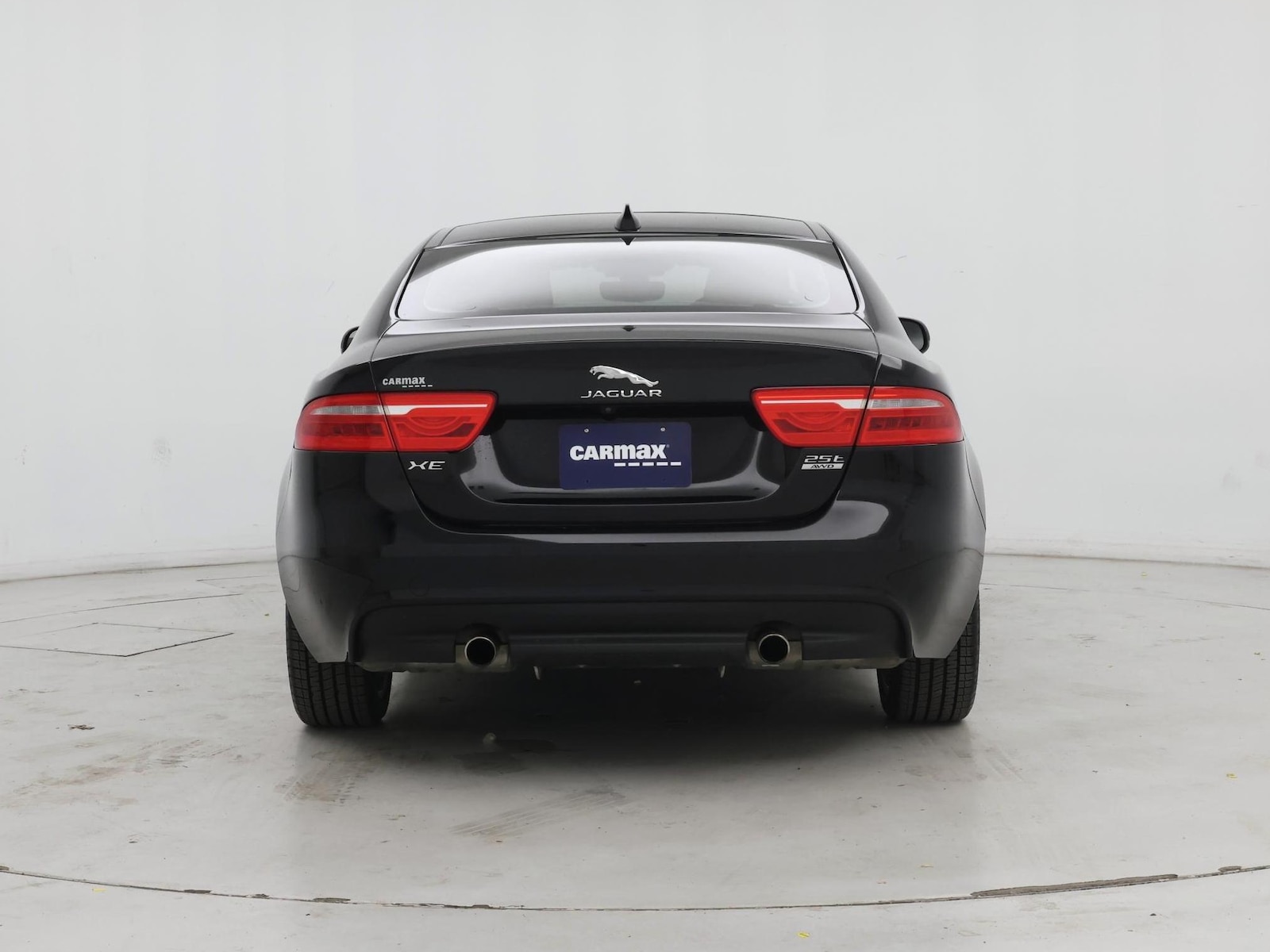2019 Jaguar XE Premium - Photo 7
