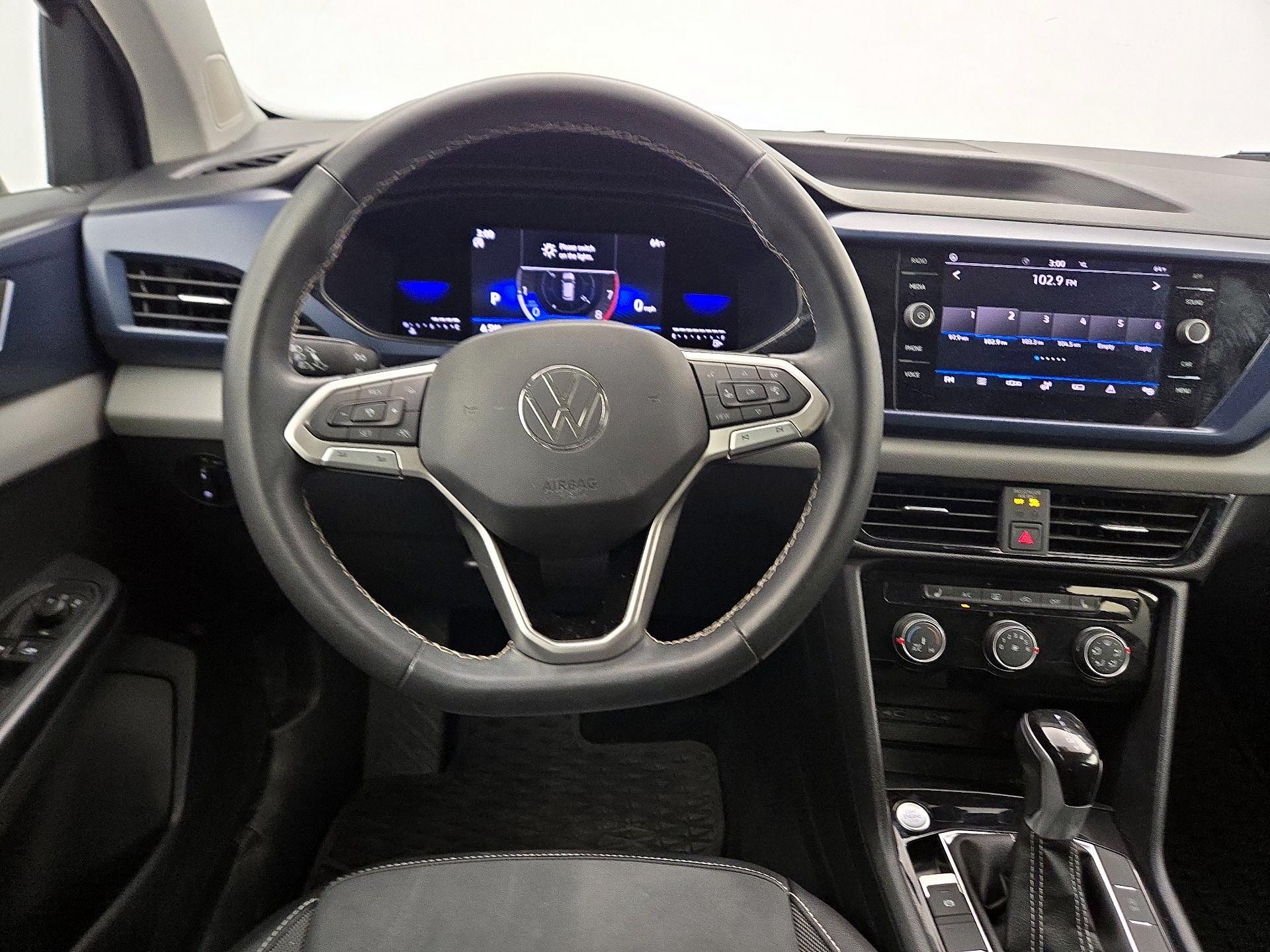 Thumbnail: 2023 Volkswagen Taos - 10