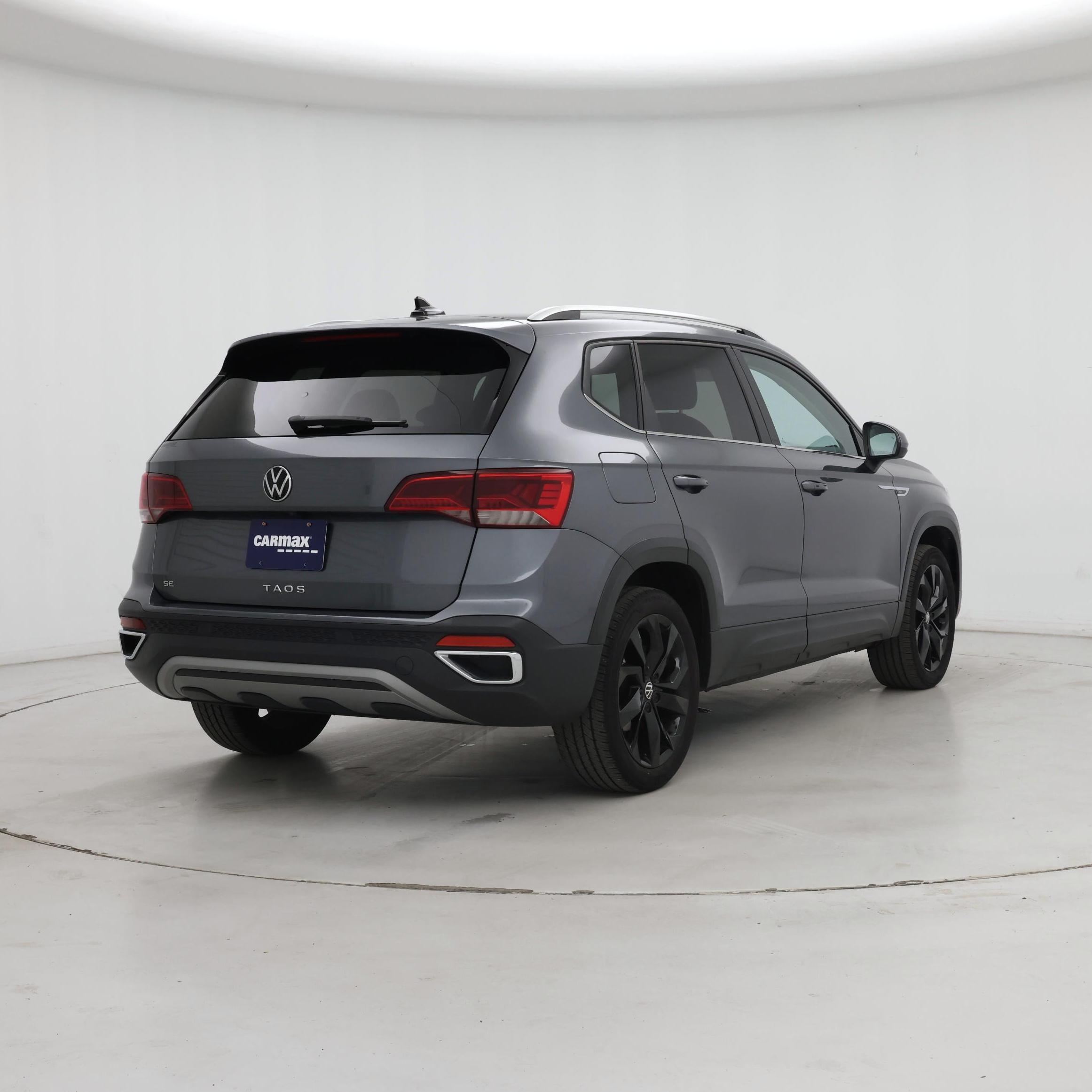 Thumbnail: 2023 Volkswagen Taos - 8
