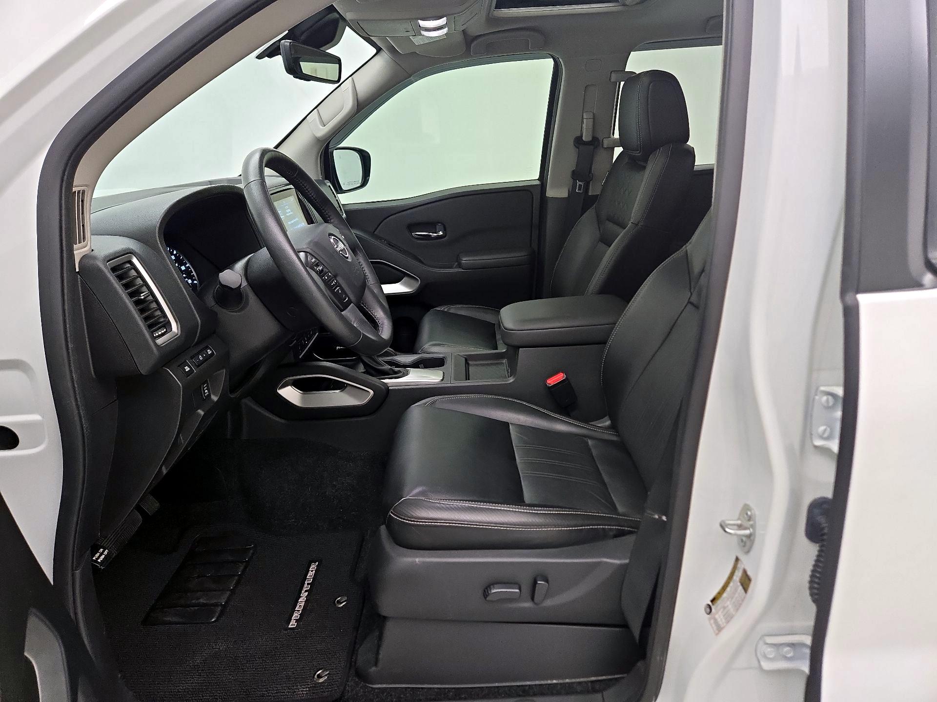 Thumbnail: 2024 Nissan Frontier - 11