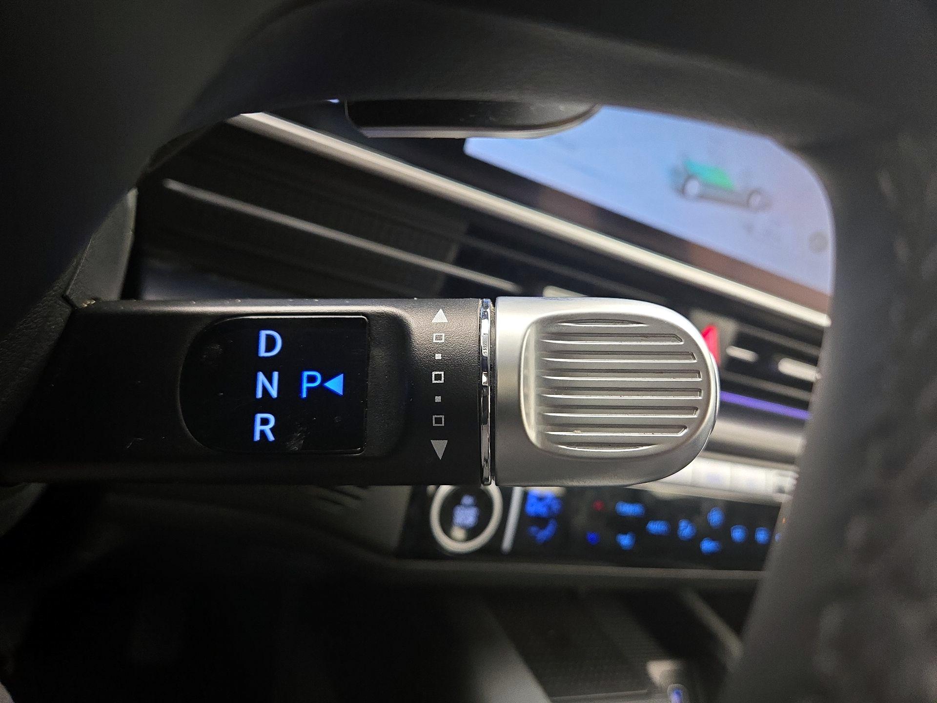 Thumbnail: 2023 Hyundai Ioniq 6 - 18