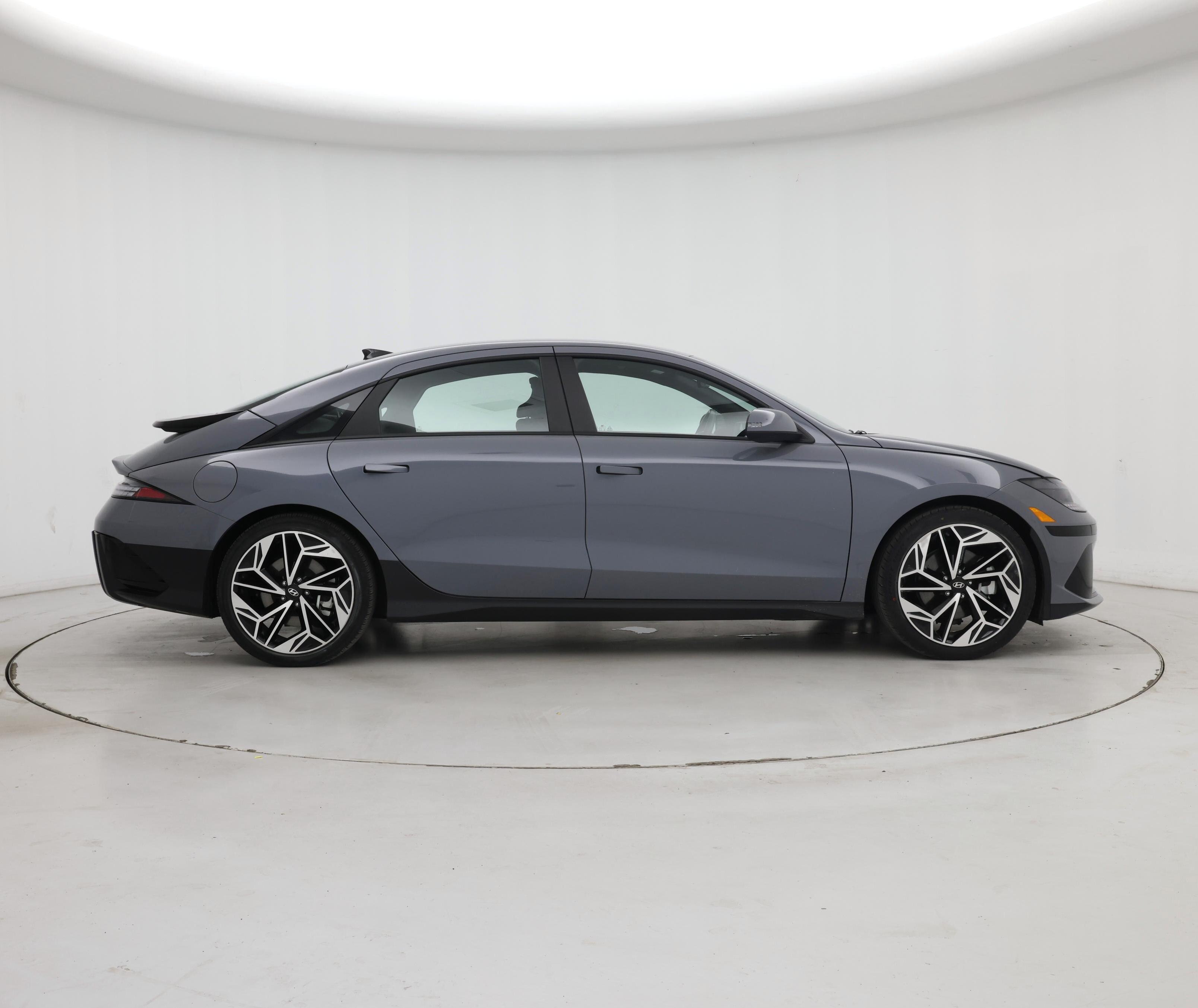 Thumbnail: 2023 Hyundai Ioniq 6 - 7