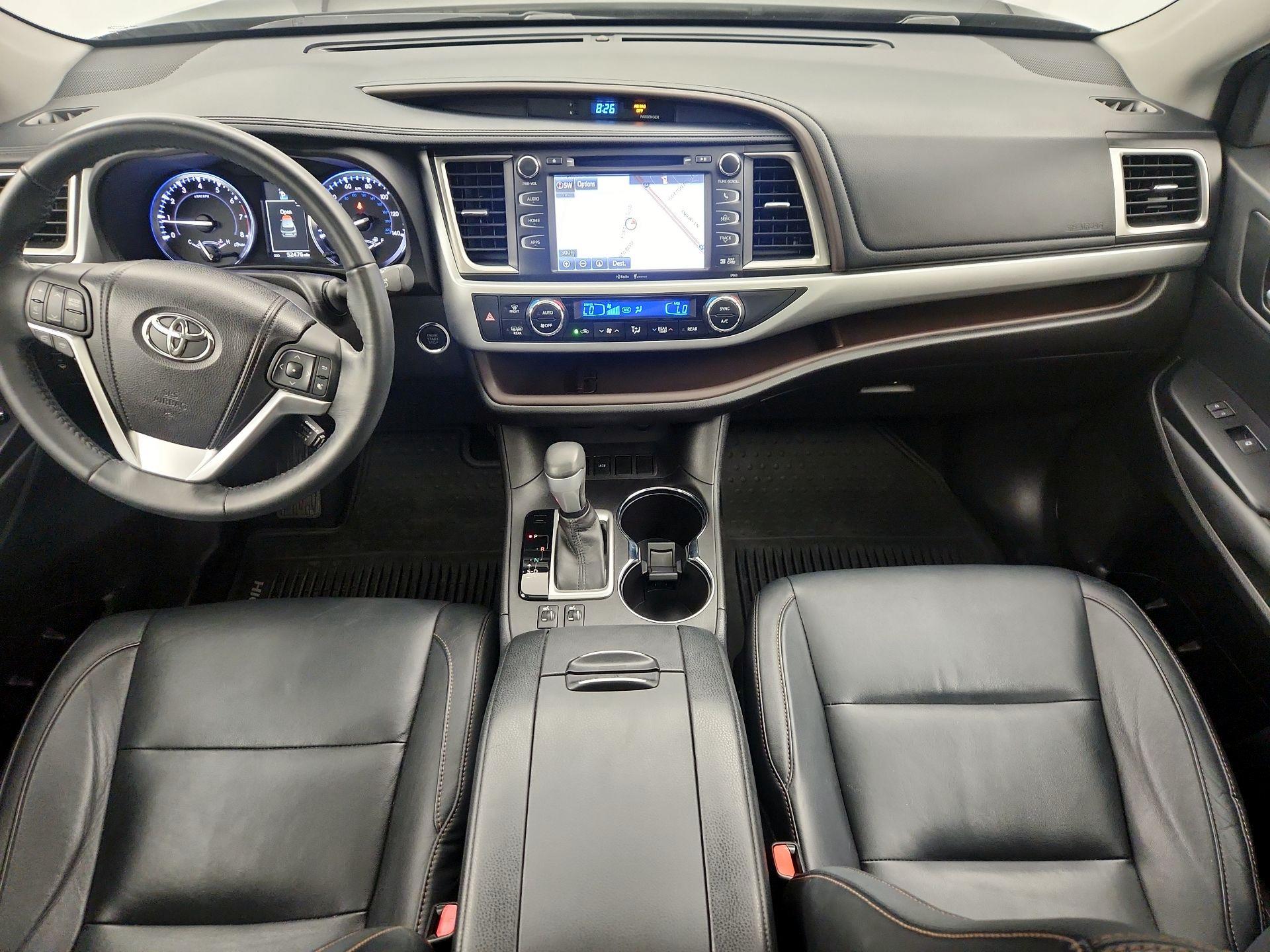 Thumbnail: 2015 Toyota Highlander - 9