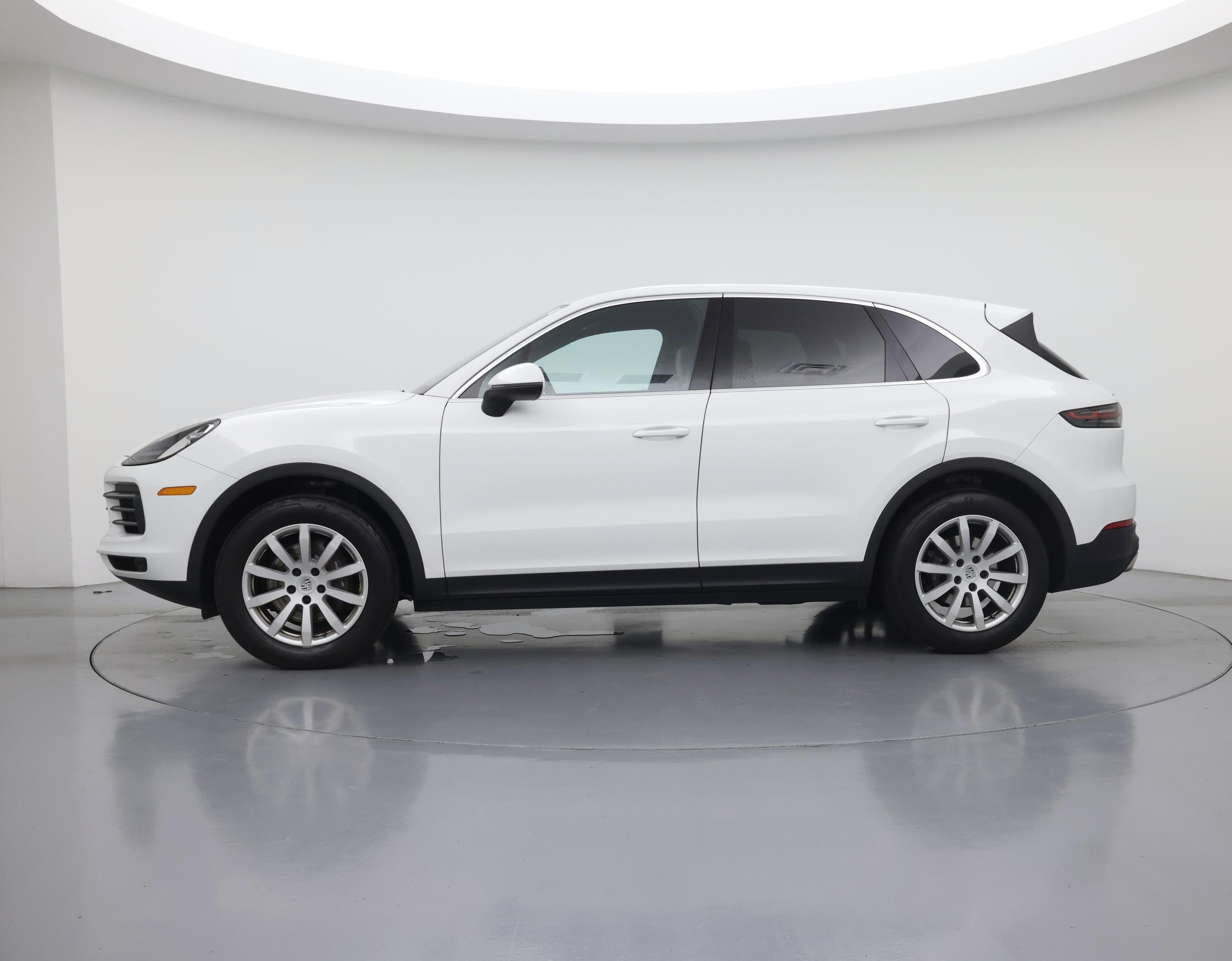 Thumbnail: 2019 Porsche Cayenne - 3