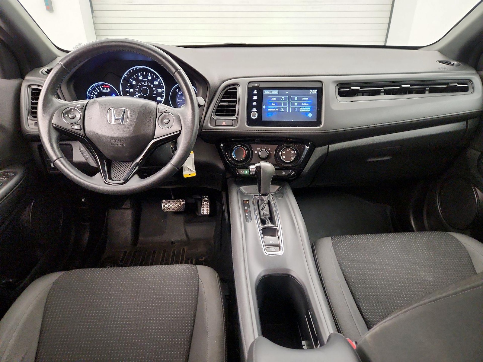 Photo 10