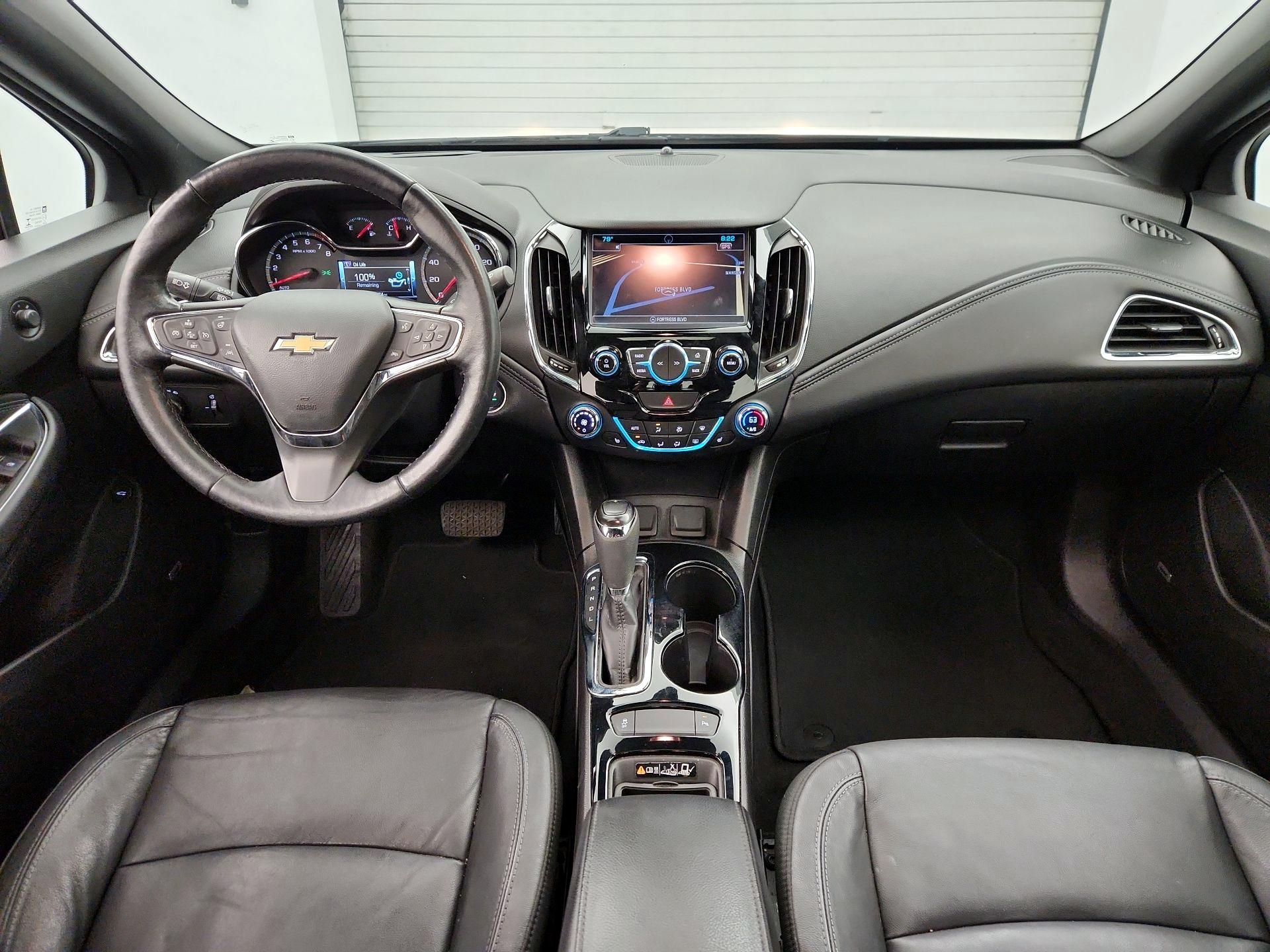 Thumbnail: 2017 Chevrolet Cruze - 9