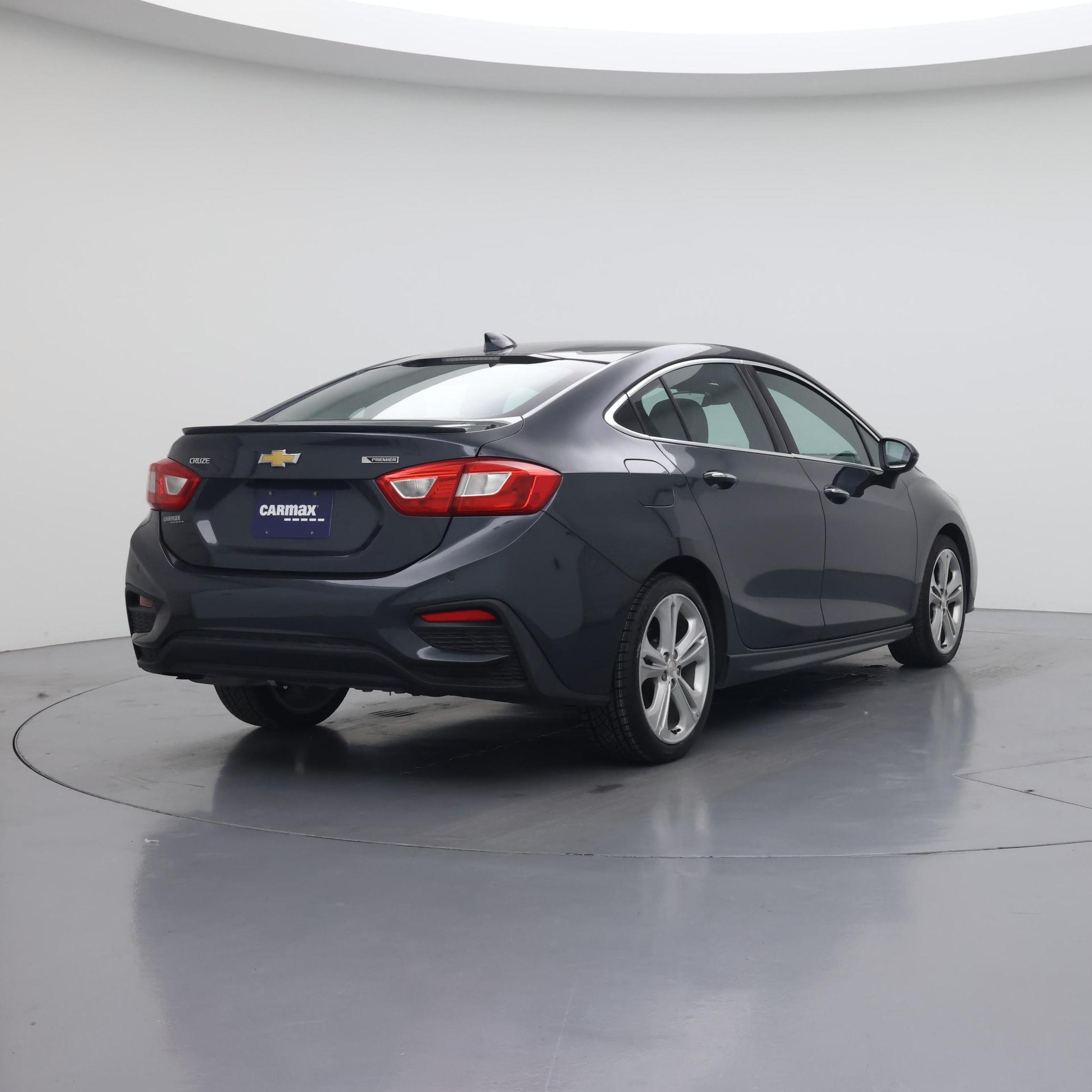 Thumbnail: 2017 Chevrolet Cruze - 8