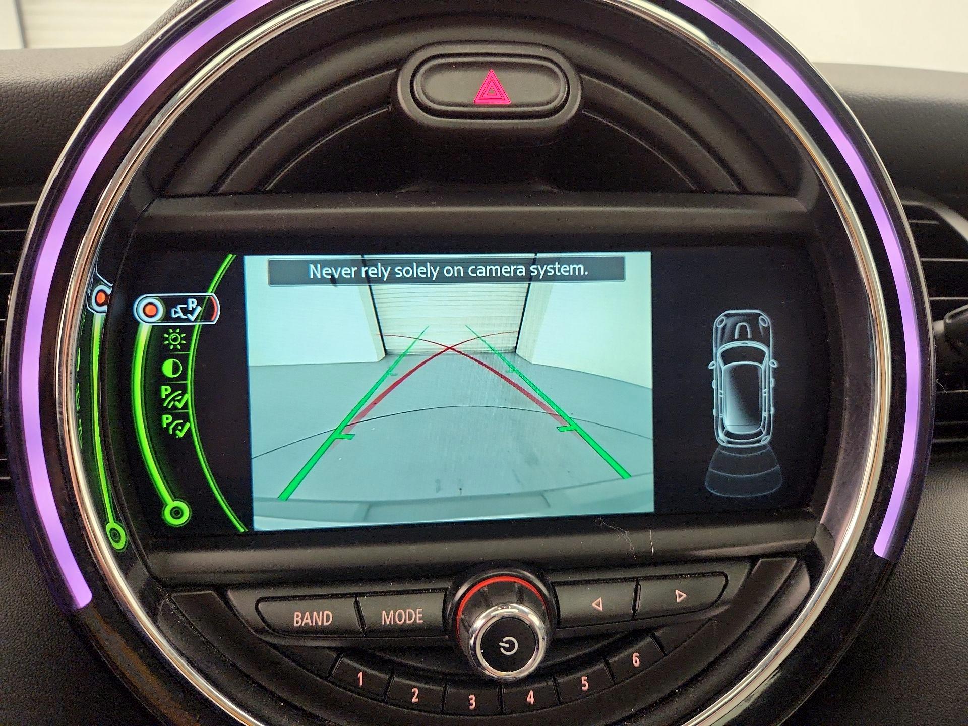 Thumbnail: 2017 MINI Cooper Hardtop - 14