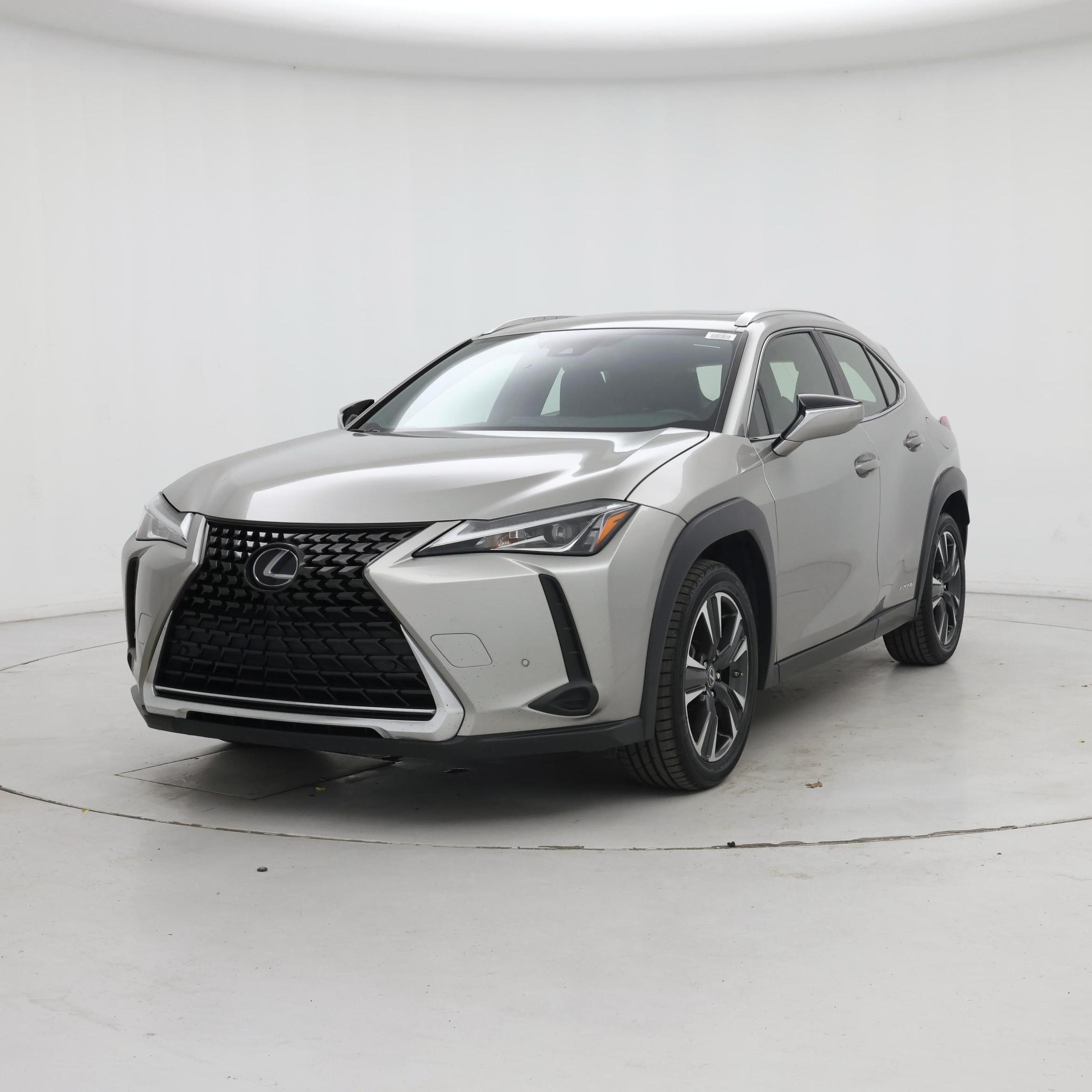 Thumbnail: 2020 Lexus UX - 4