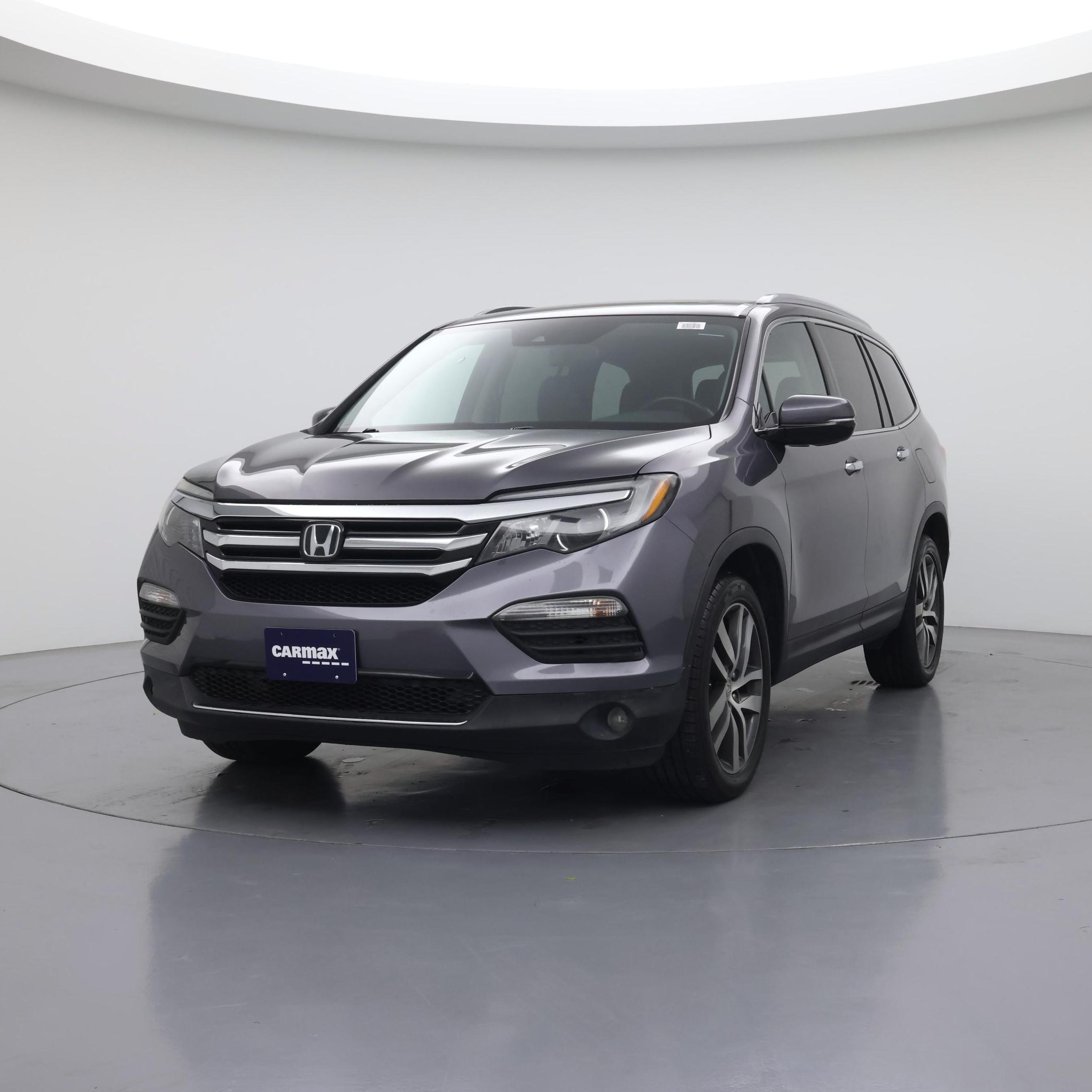 Thumbnail: 2017 Honda Pilot - 4