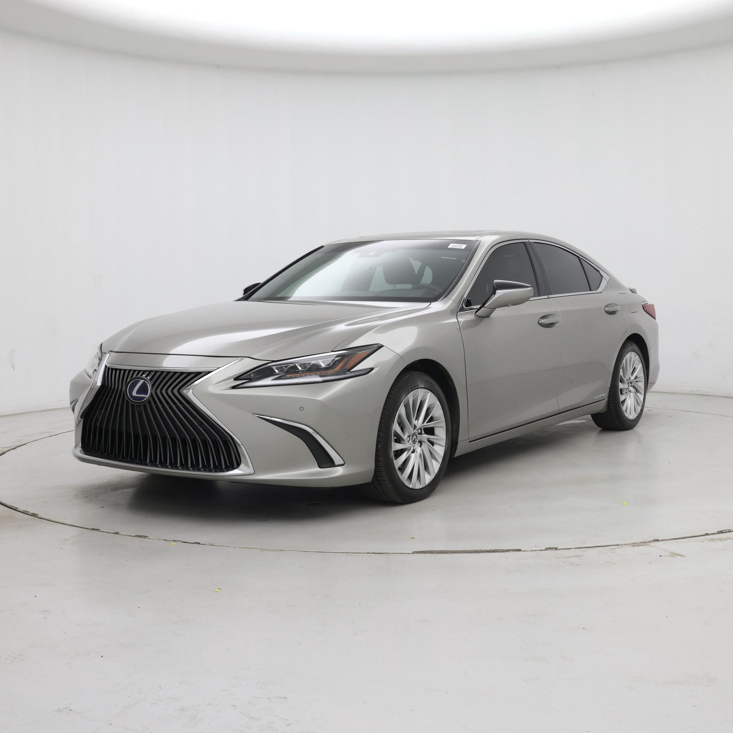 Thumbnail: 2021 Lexus ES - 4