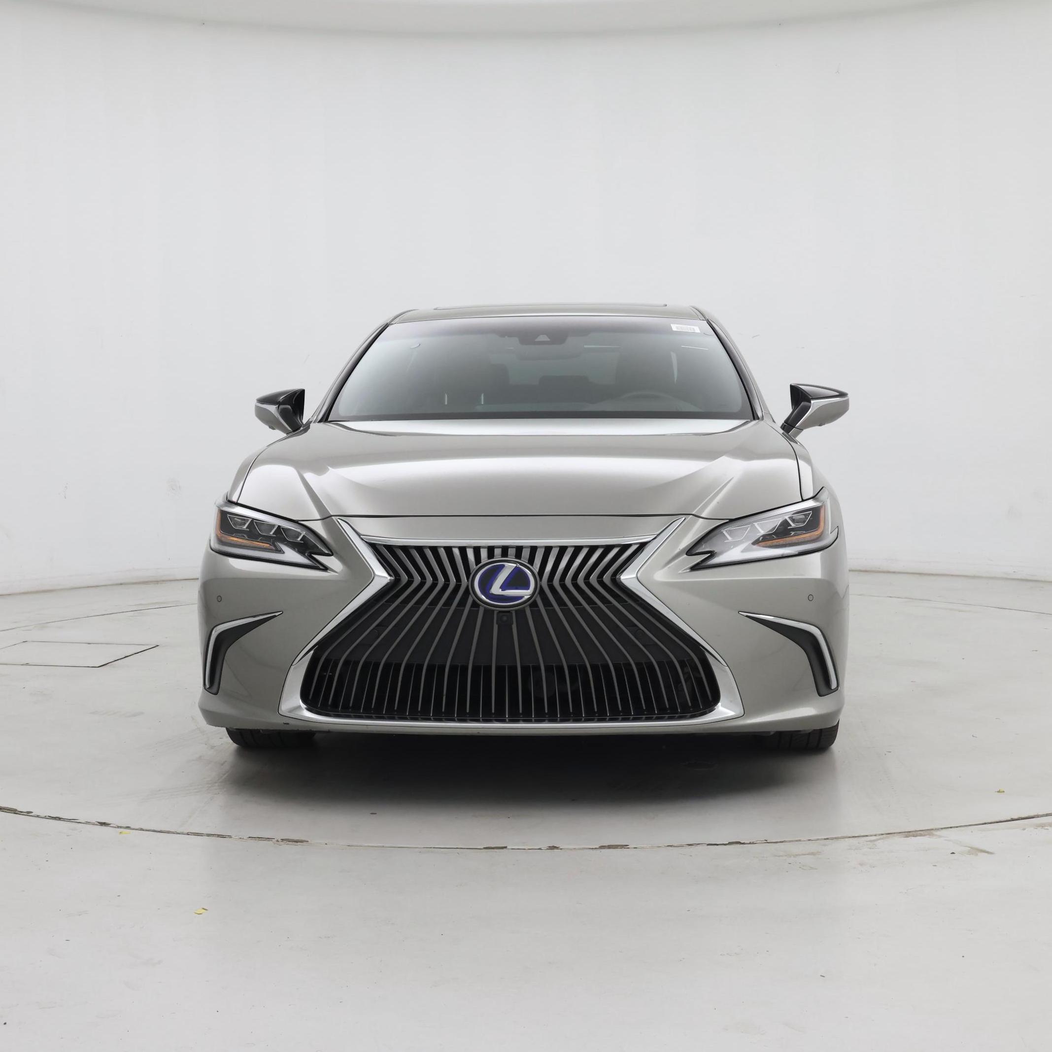 Thumbnail: 2021 Lexus ES - 5
