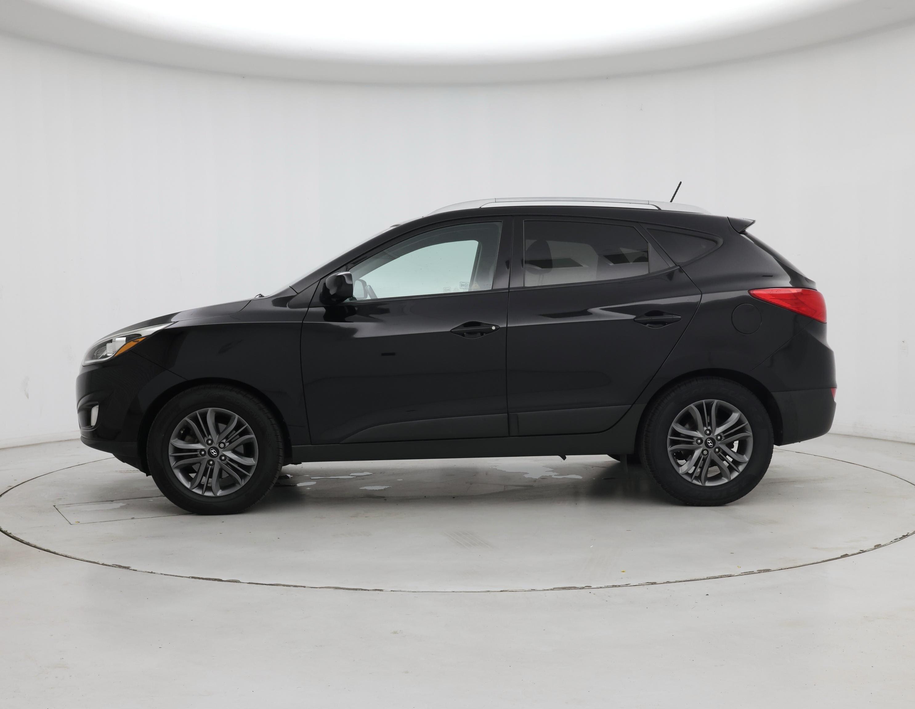Thumbnail: 2015 Hyundai Tucson - 3