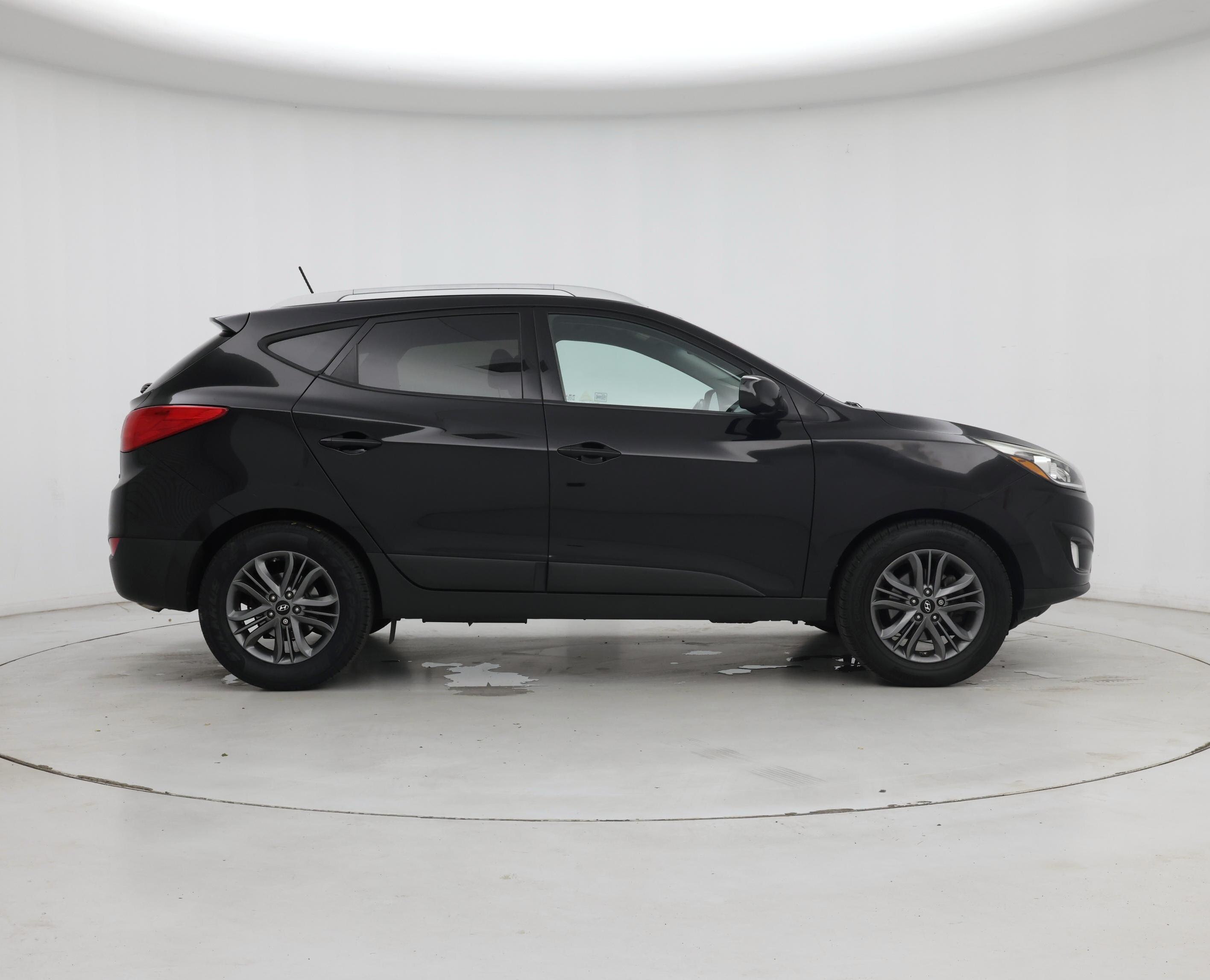 Thumbnail: 2015 Hyundai Tucson - 7