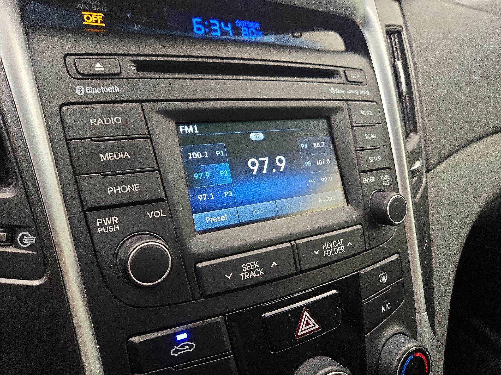 Thumbnail: 2014 Hyundai Sonata - 15