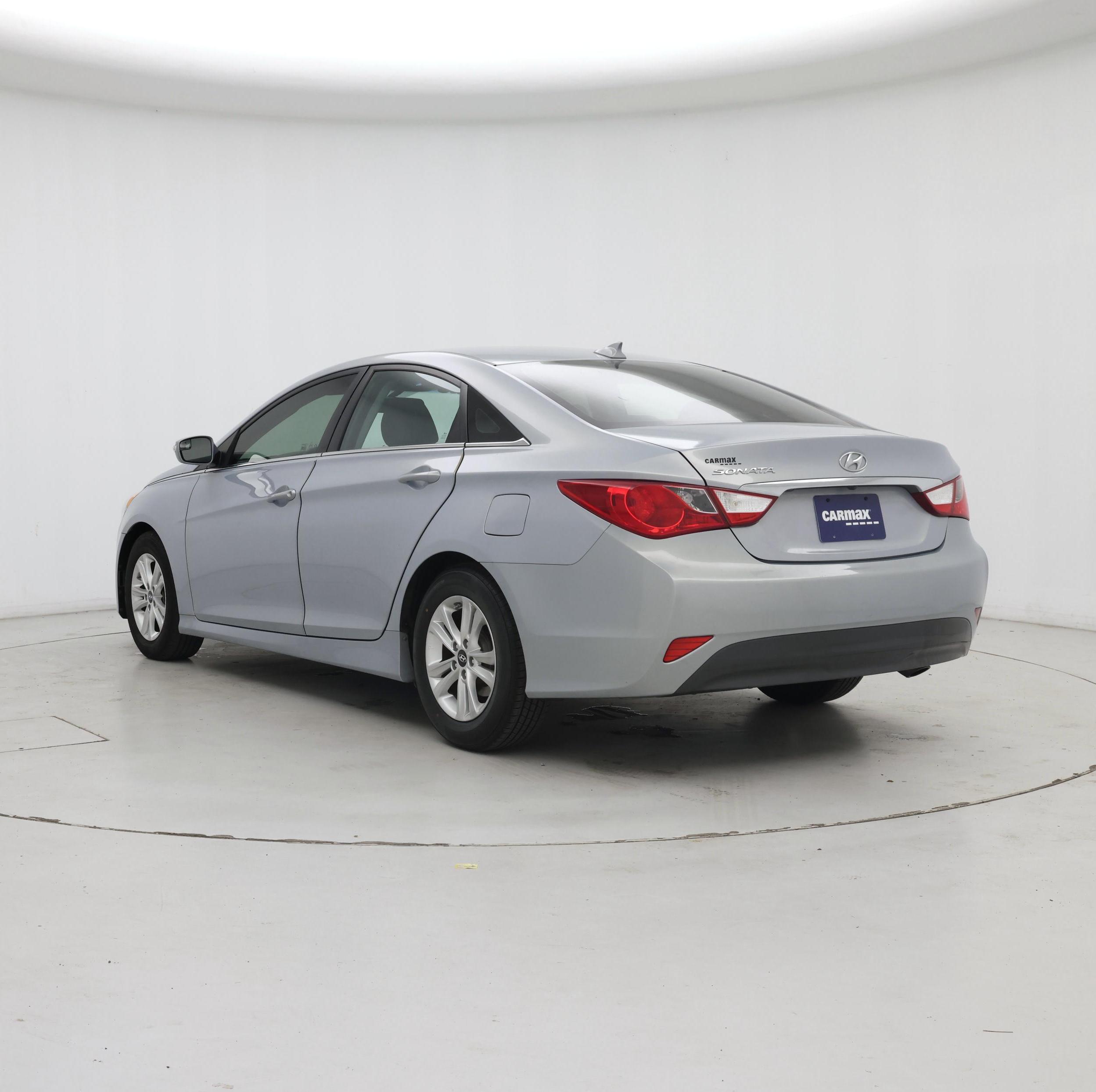 Thumbnail: 2014 Hyundai Sonata - 2