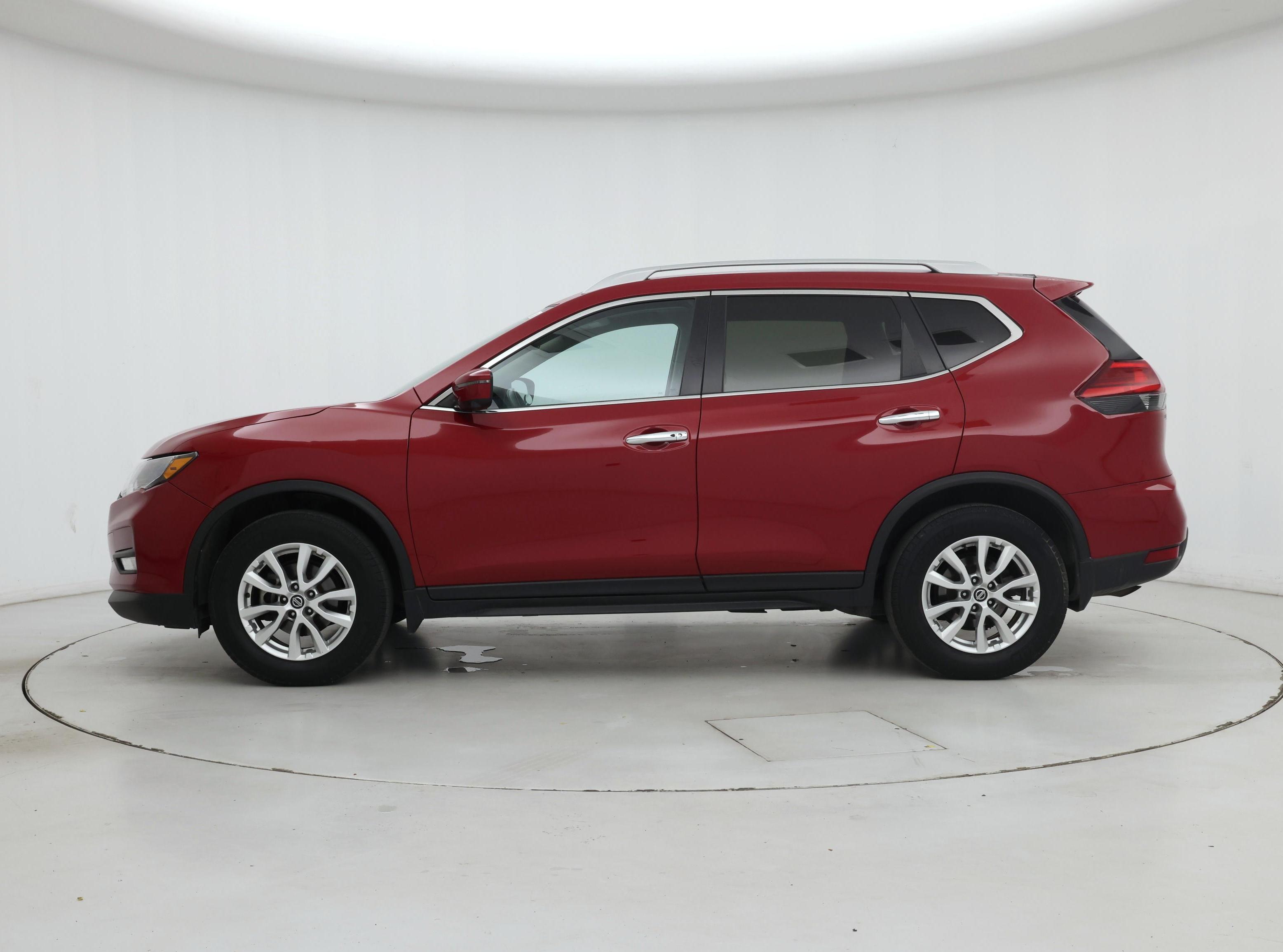 Thumbnail: 2017 Nissan Rogue - 3