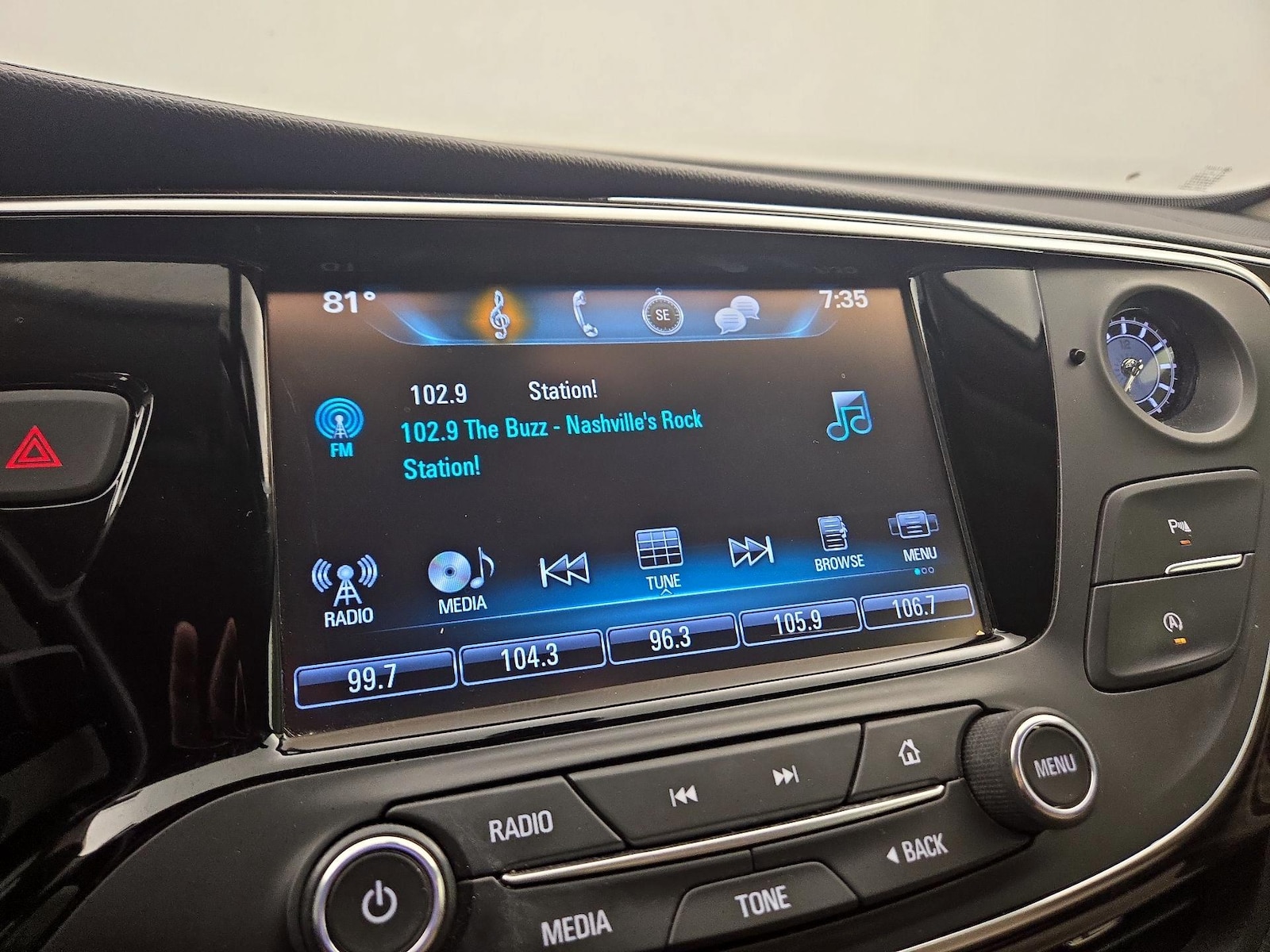 2019 Buick Envision Essence - Photo 17