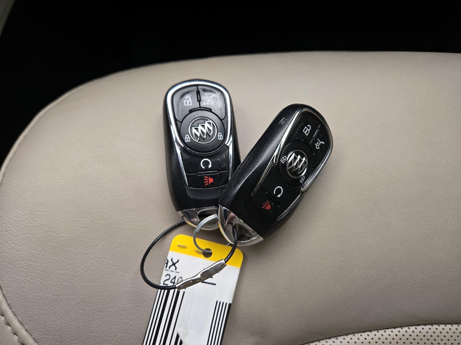 2019 Buick Envision Essence - Photo 24