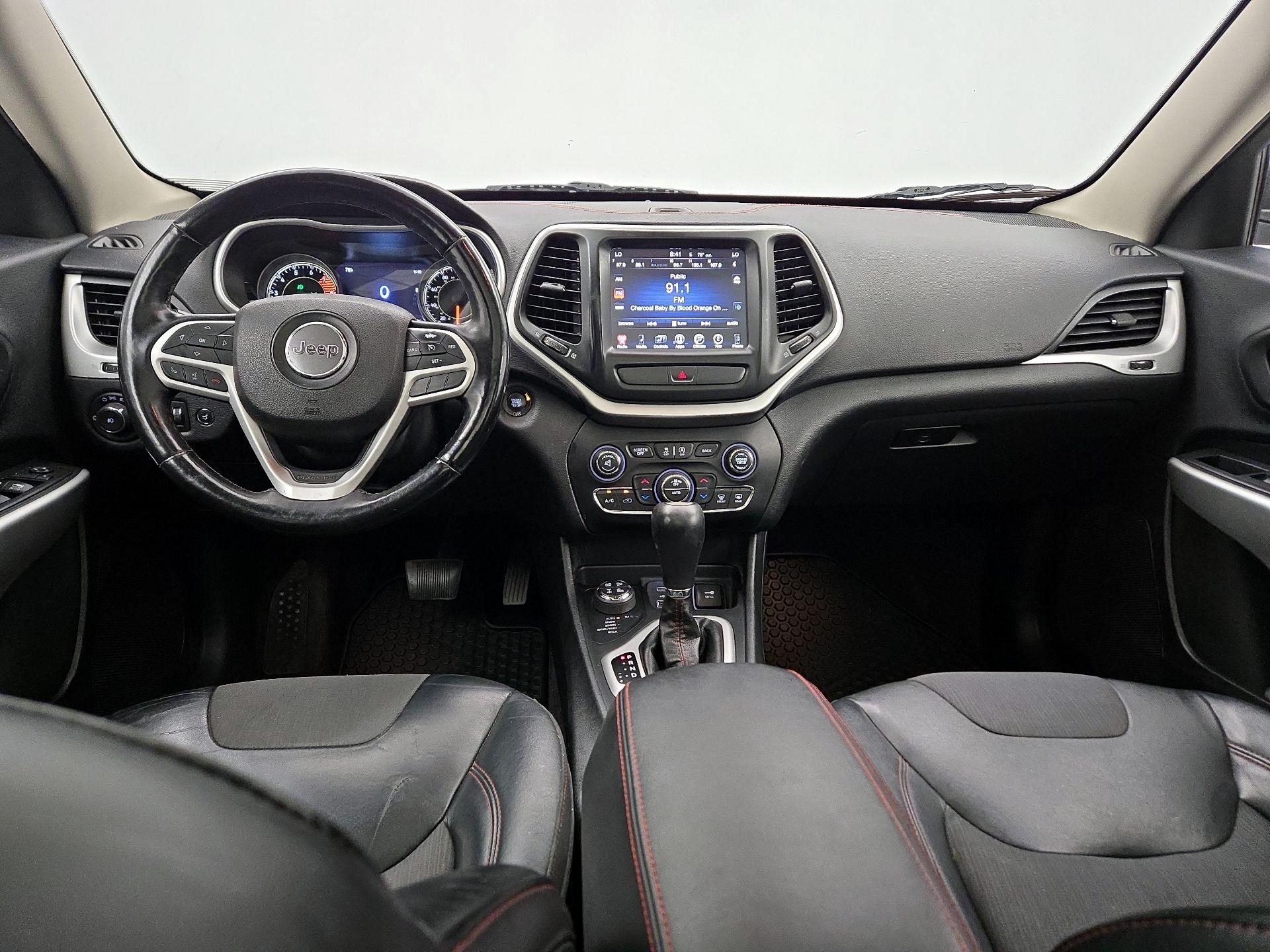 Thumbnail: 2017 Jeep Cherokee - 9