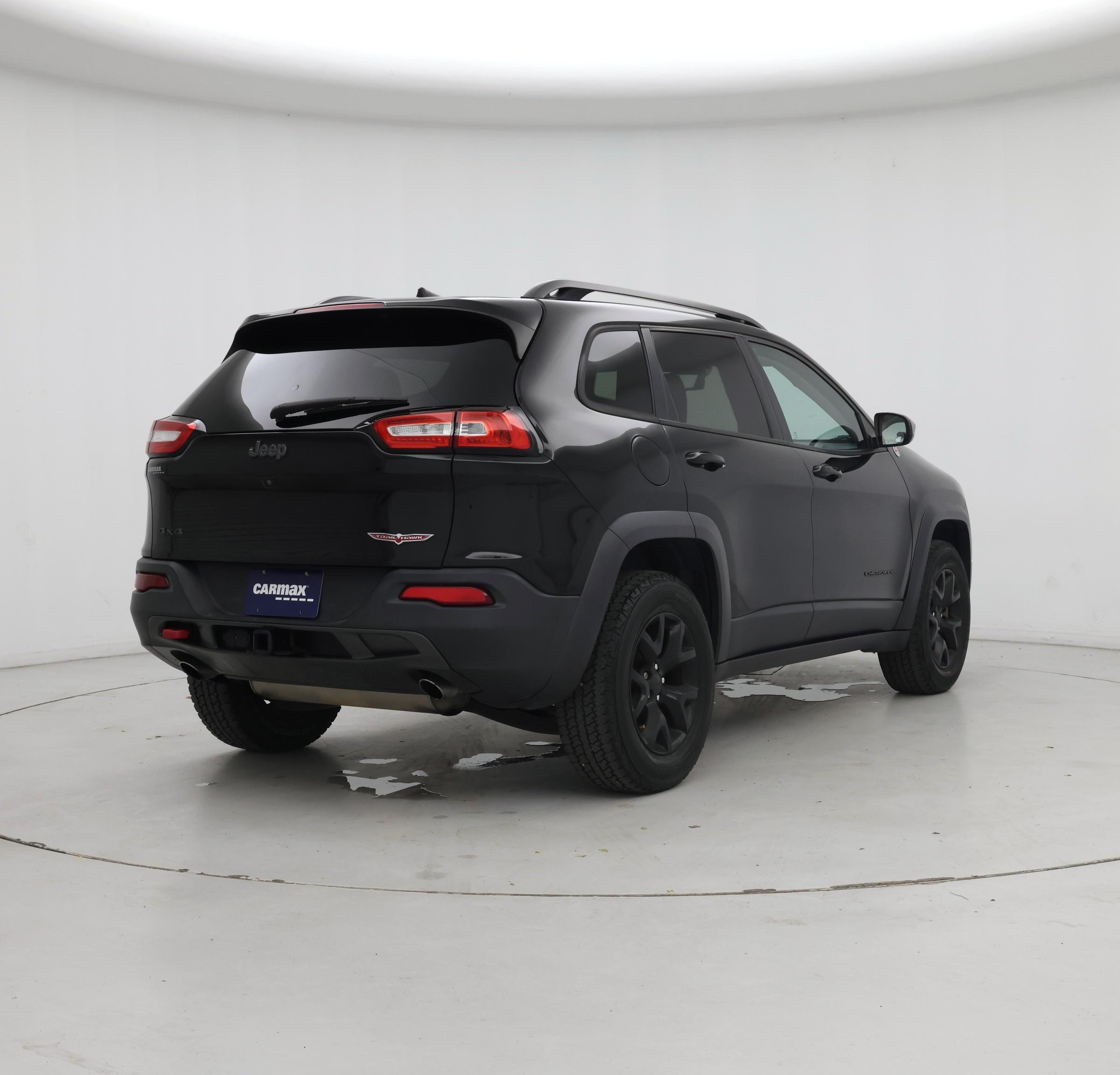 Thumbnail: 2017 Jeep Cherokee - 8