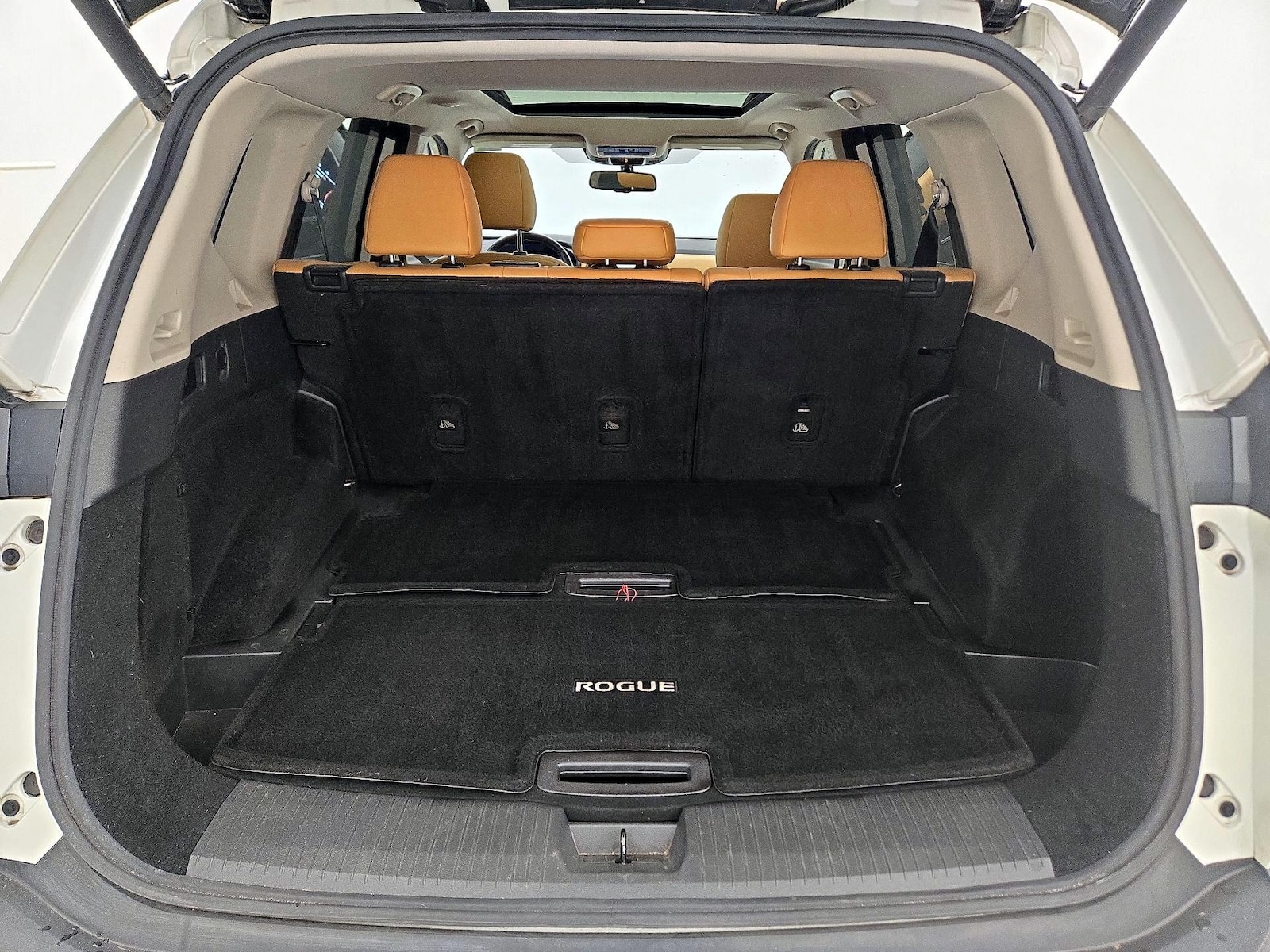 2021 Nissan Rogue Platinum - Photo 23