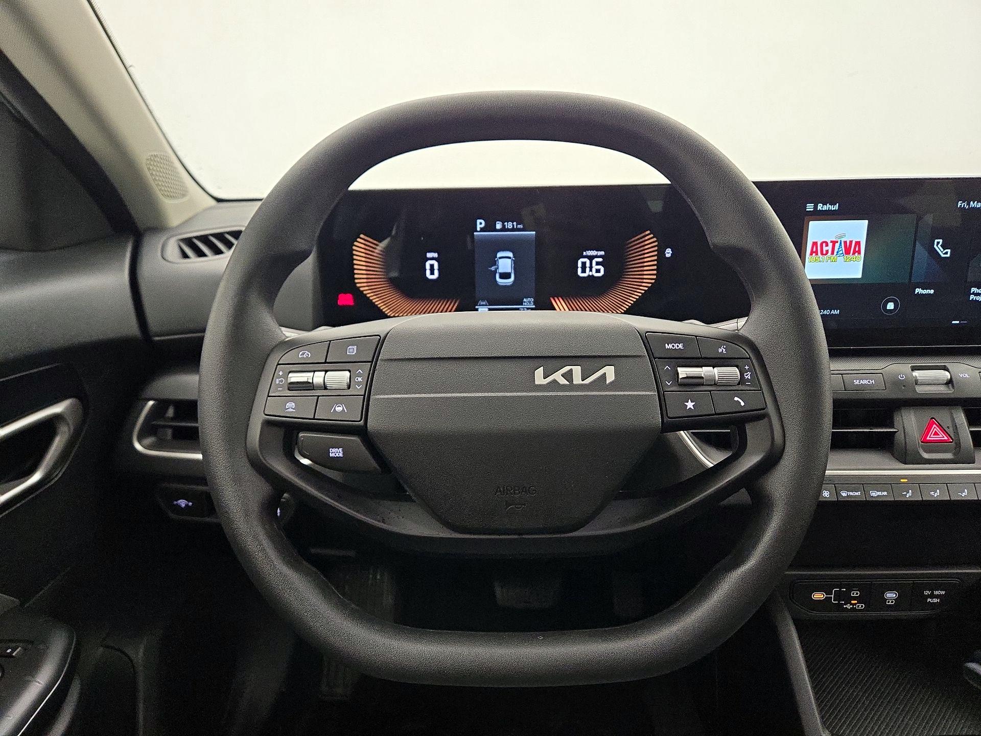 Thumbnail: 2025 Kia K4 - 10