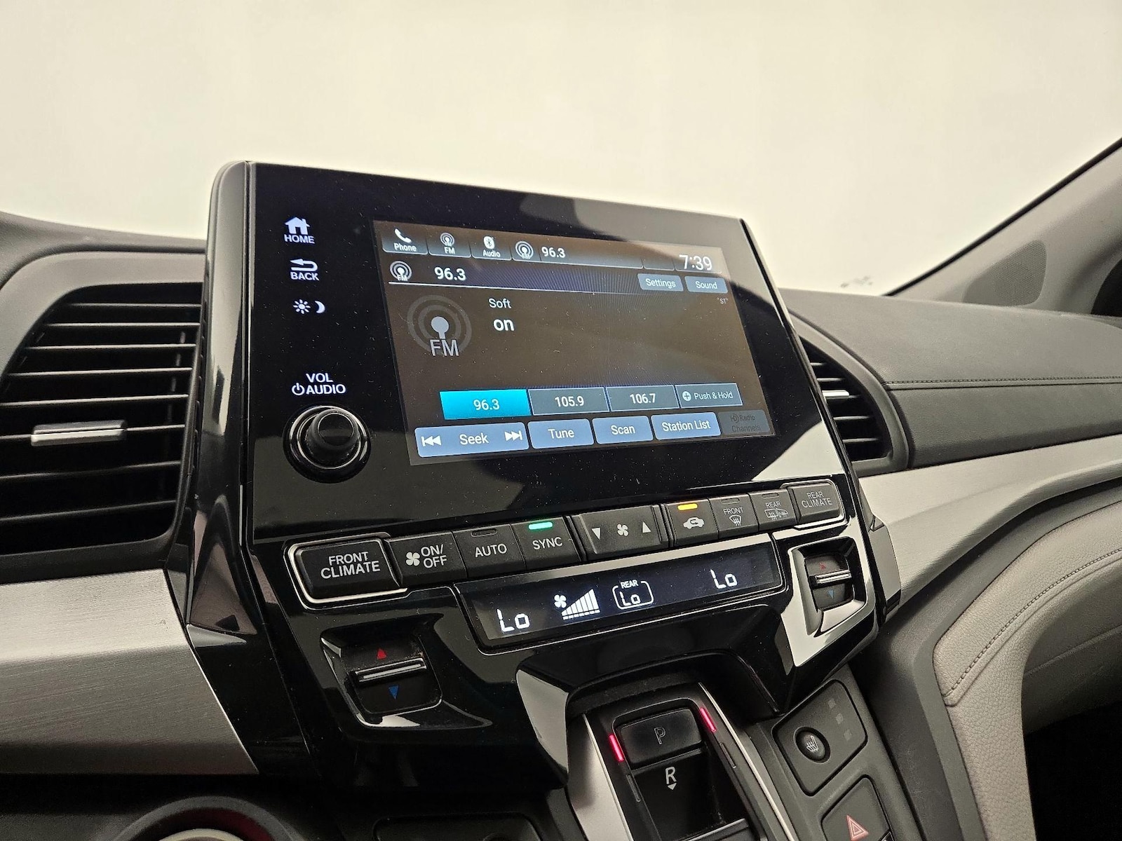 2019 Honda Odyssey EX-L - Photo 16