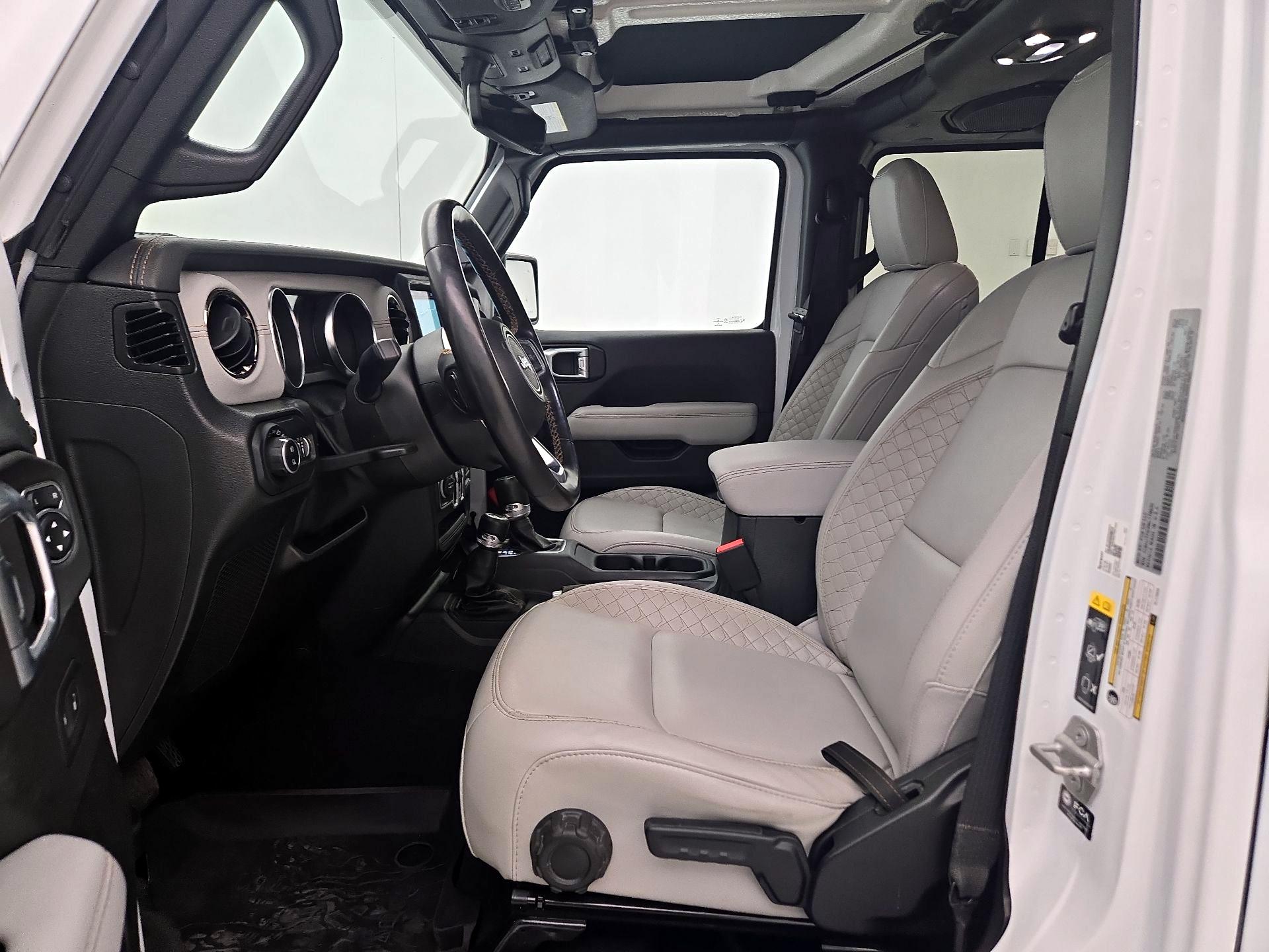 Thumbnail: 2022 Jeep Gladiator - 11