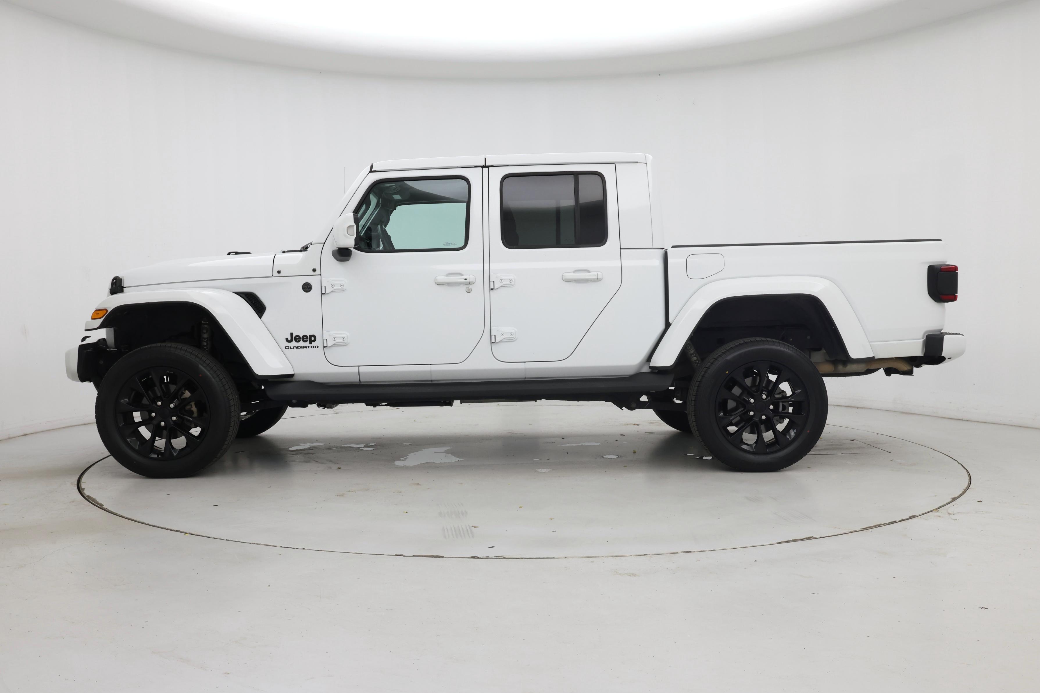 Thumbnail: 2022 Jeep Gladiator - 3