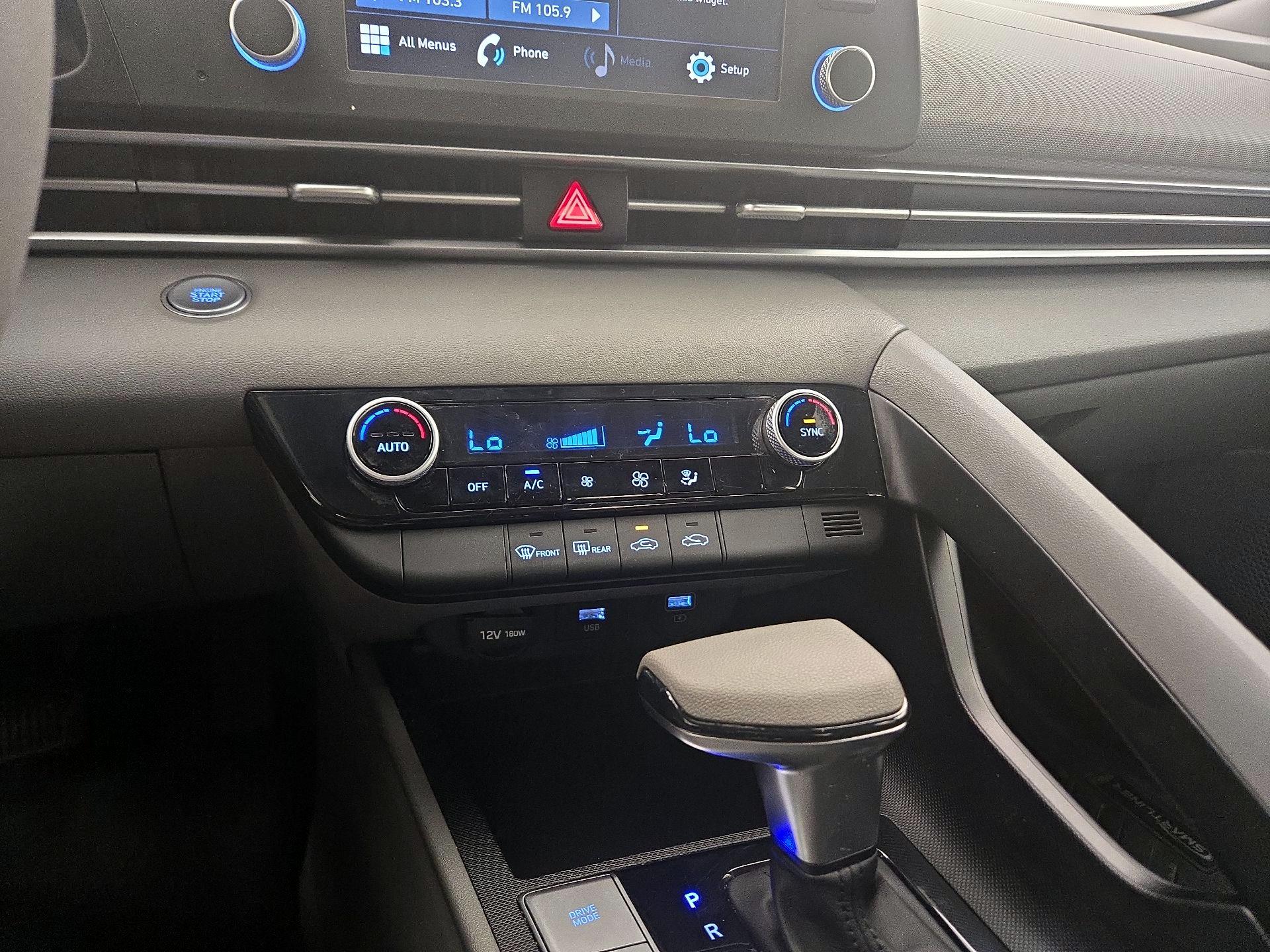 Thumbnail: 2022 Hyundai Elantra - 16