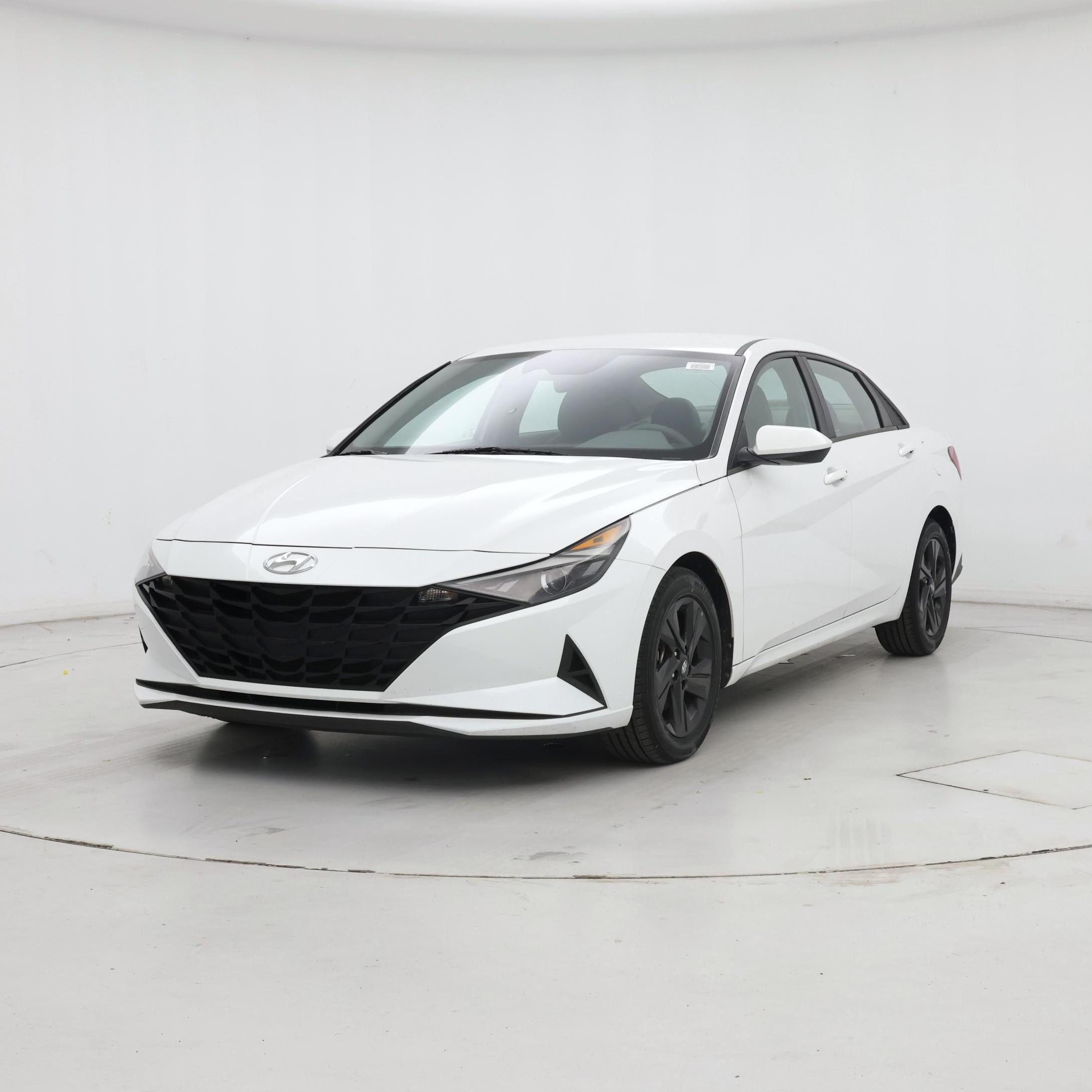 Thumbnail: 2022 Hyundai Elantra - 4