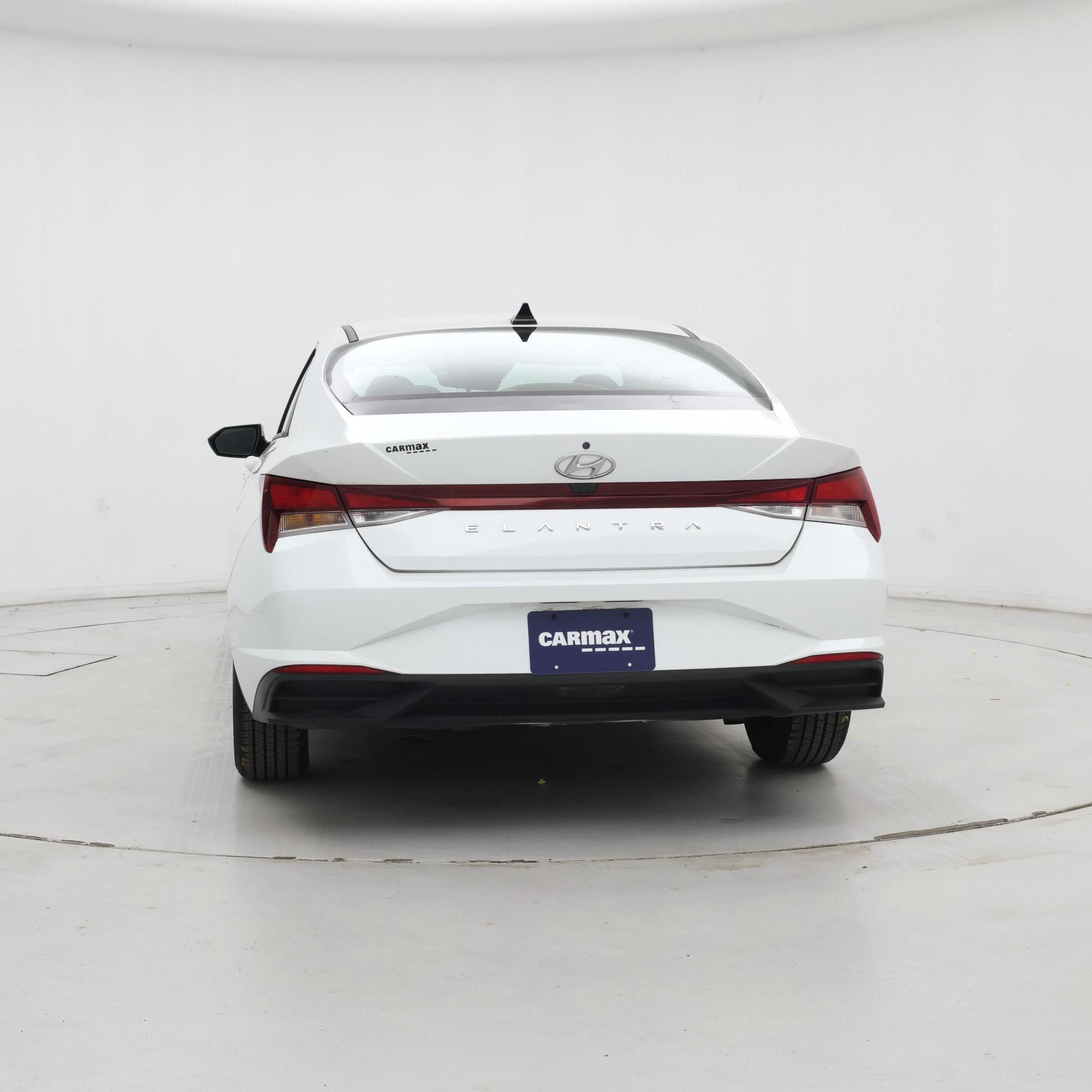 Thumbnail: 2022 Hyundai Elantra - 6