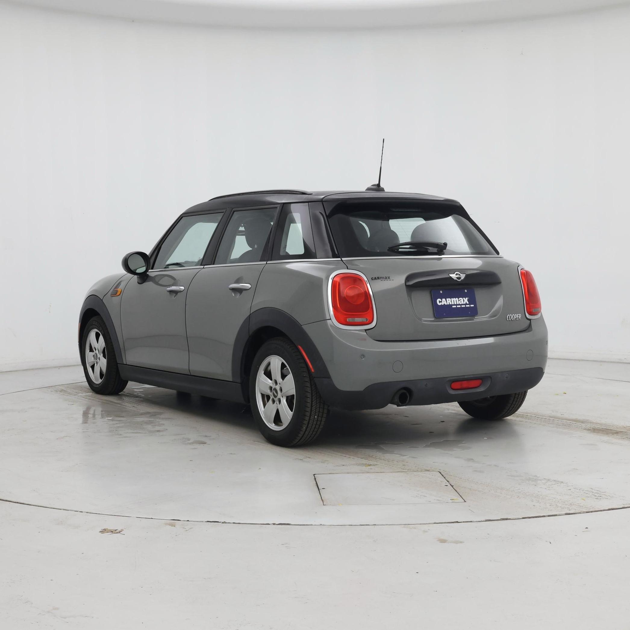 Thumbnail: 2017 MINI Cooper Hardtop - 2
