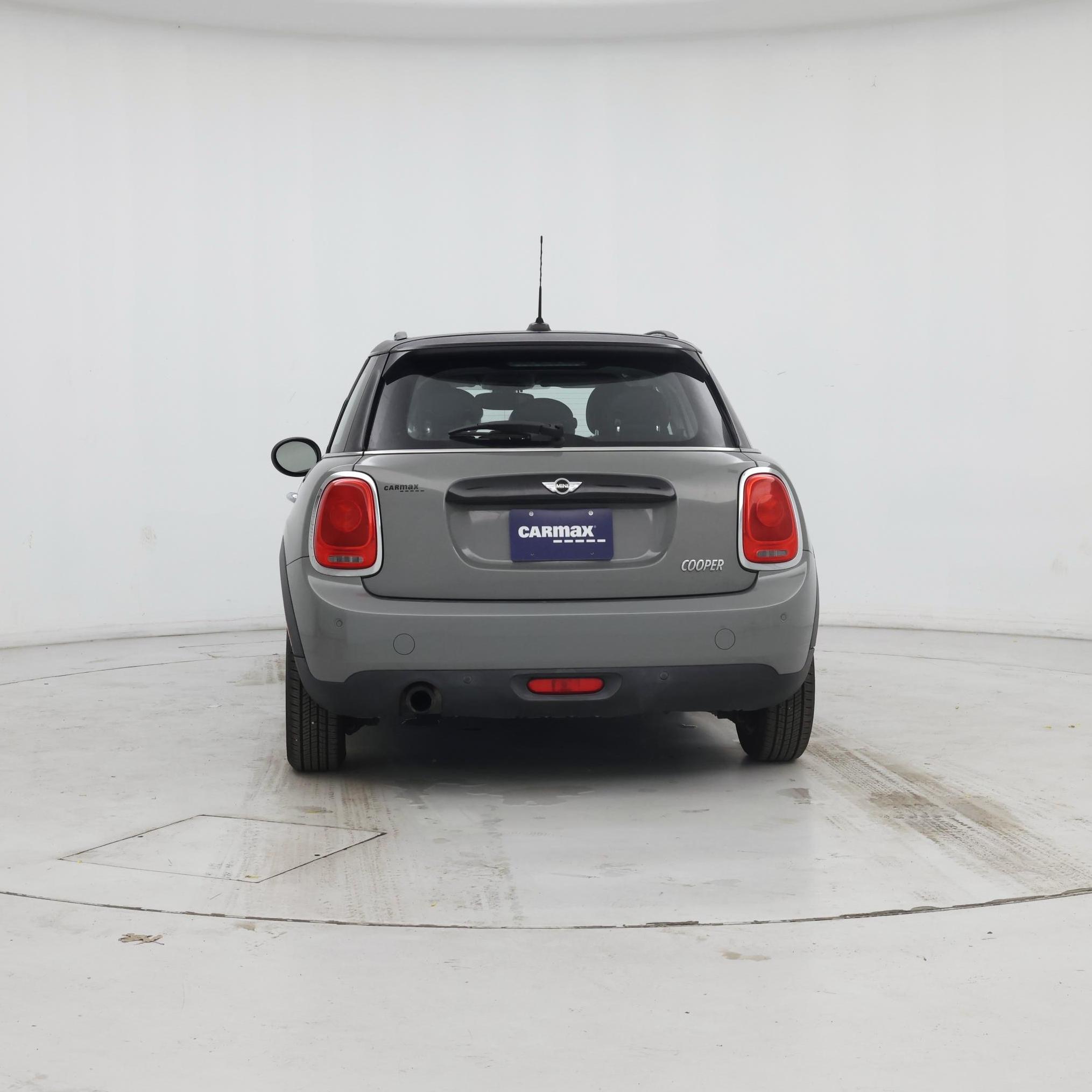 Thumbnail: 2017 MINI Cooper Hardtop - 6