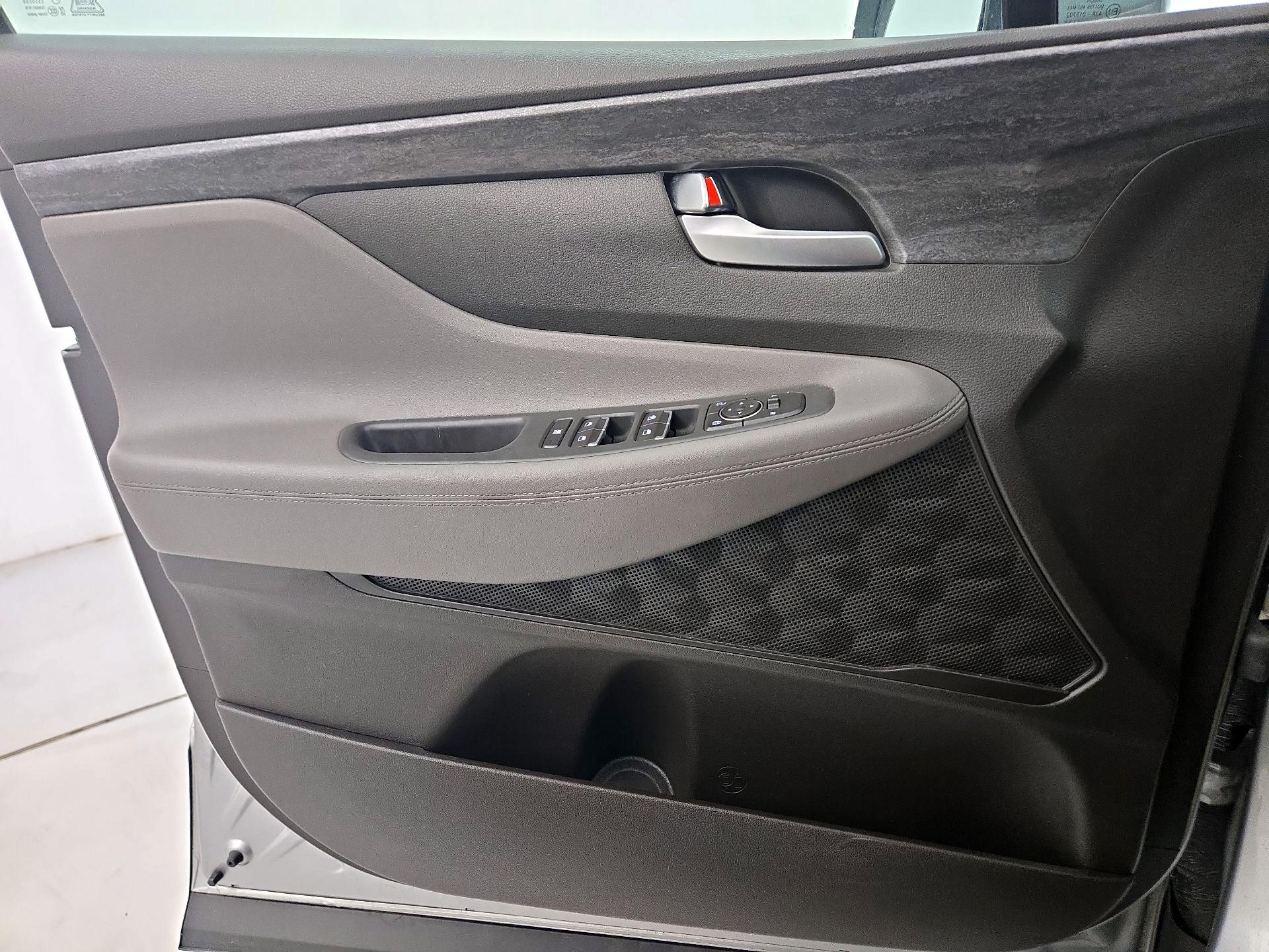 Thumbnail: 2020 Hyundai Santa Fe - 12