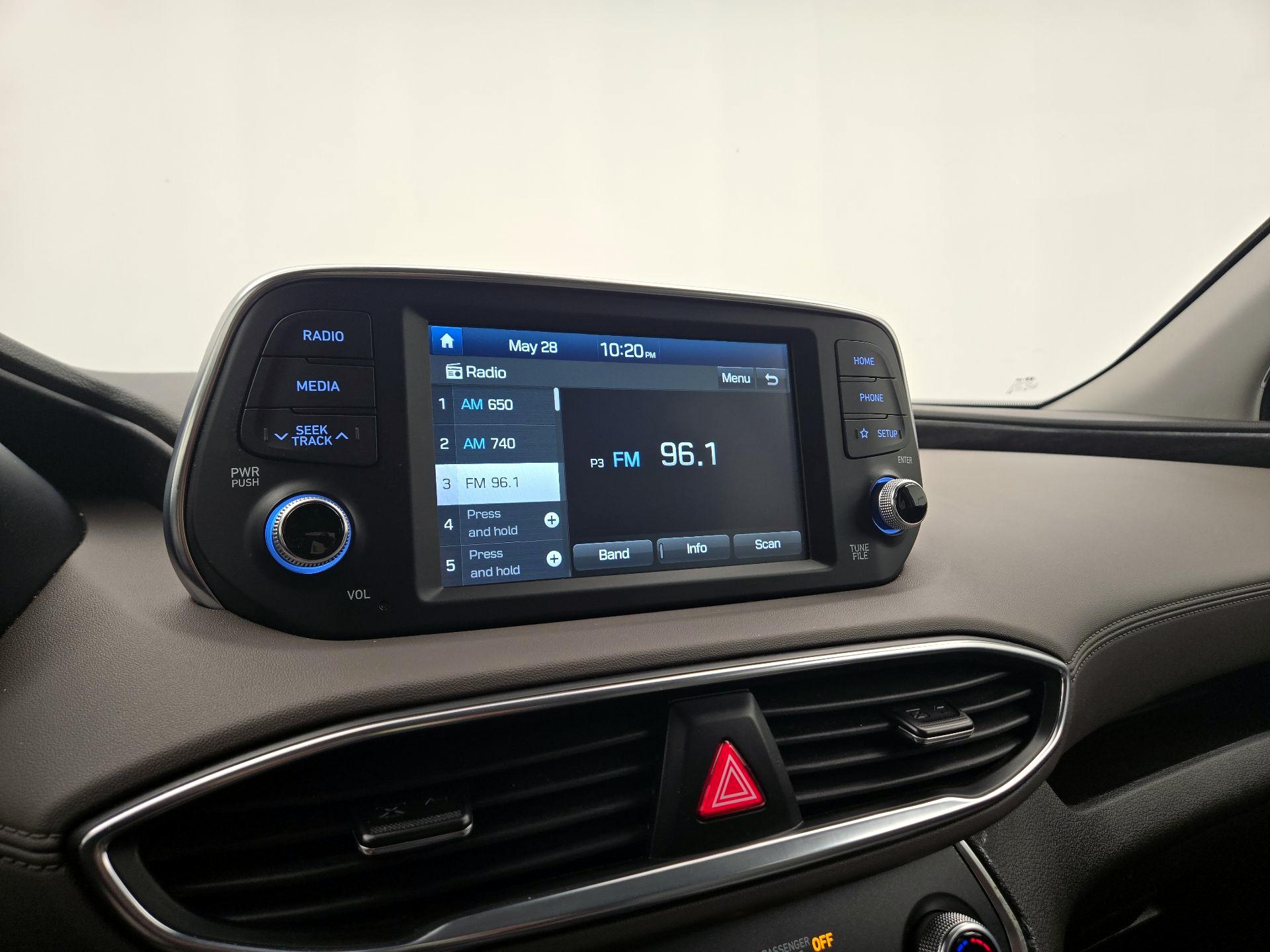 Thumbnail: 2020 Hyundai Santa Fe - 15