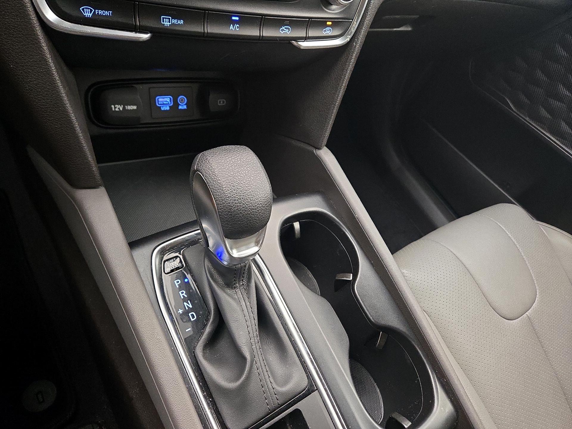 Thumbnail: 2020 Hyundai Santa Fe - 17