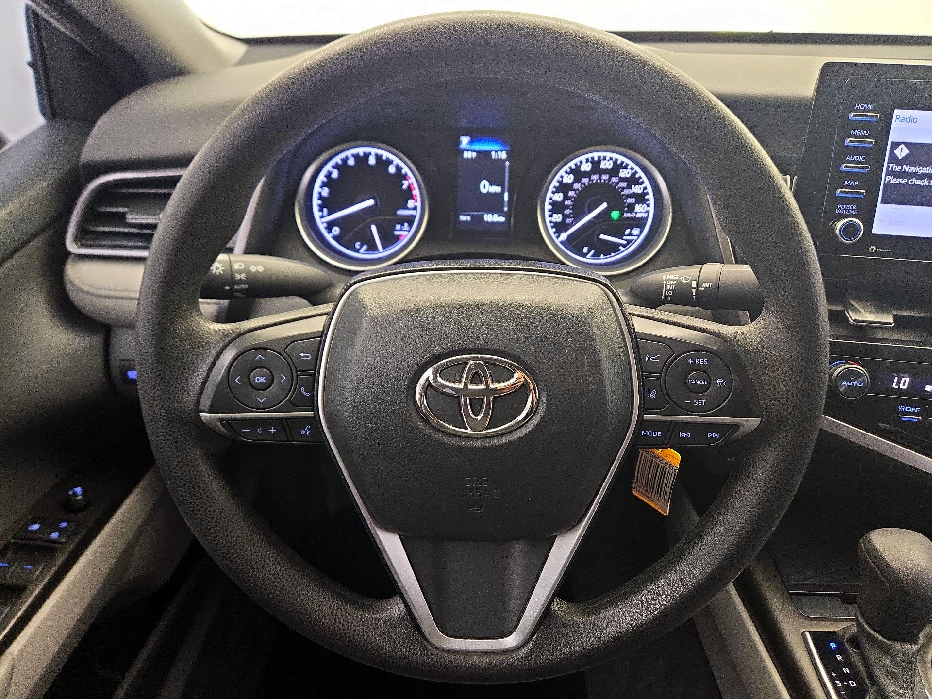 Thumbnail: 2023 Toyota Camry - 10