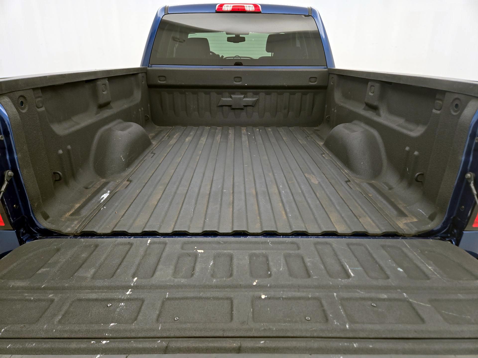 Thumbnail: 2017 Chevrolet Silverado 1500 - 20