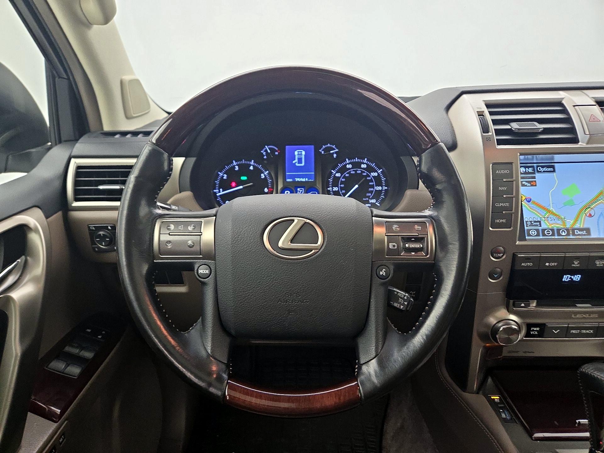 Thumbnail: 2018 Lexus GX - 10