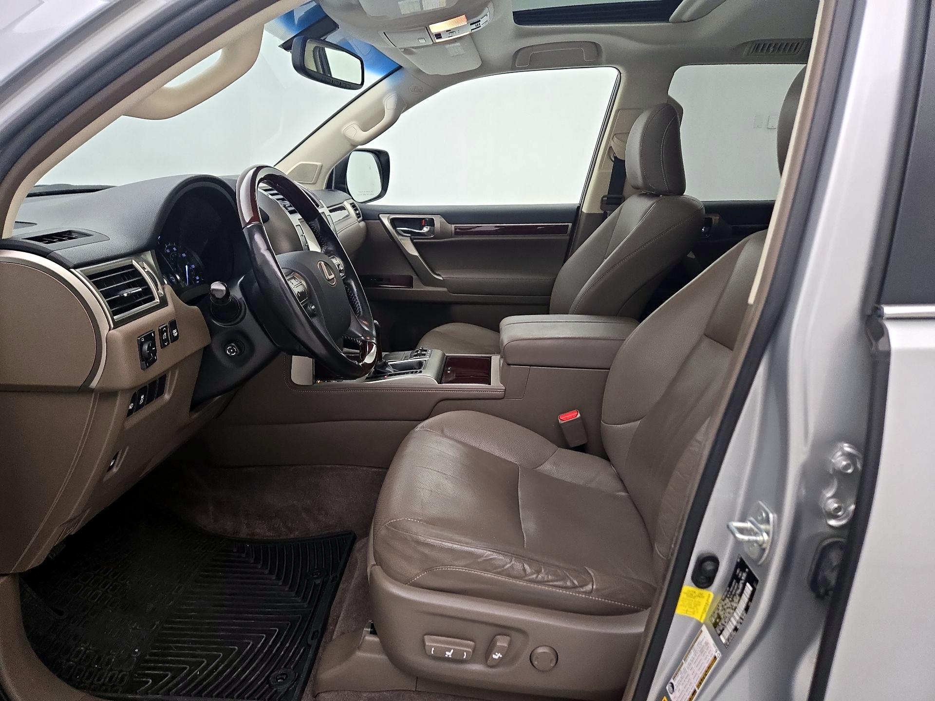 Thumbnail: 2018 Lexus GX - 11