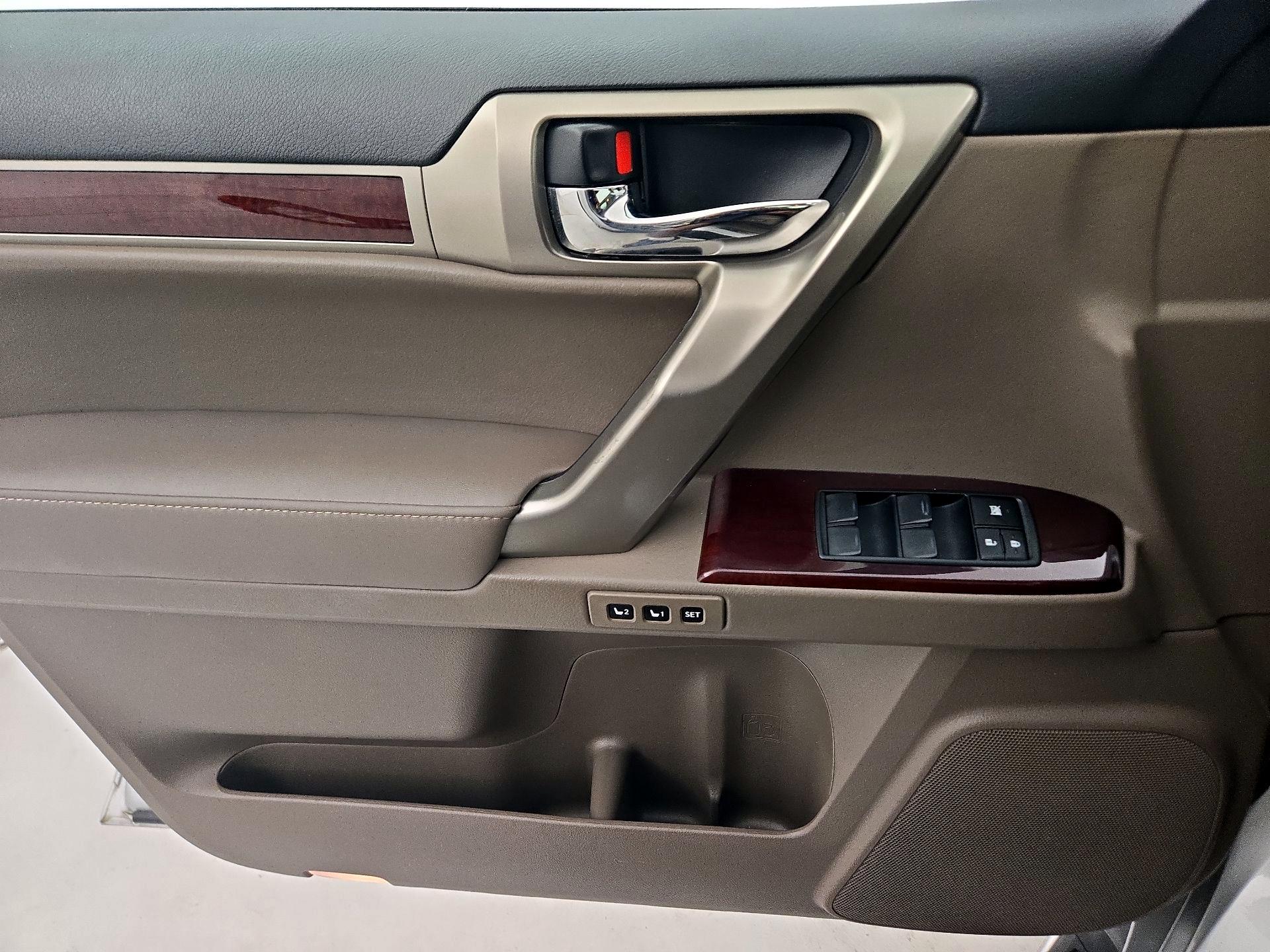 Thumbnail: 2018 Lexus GX - 12