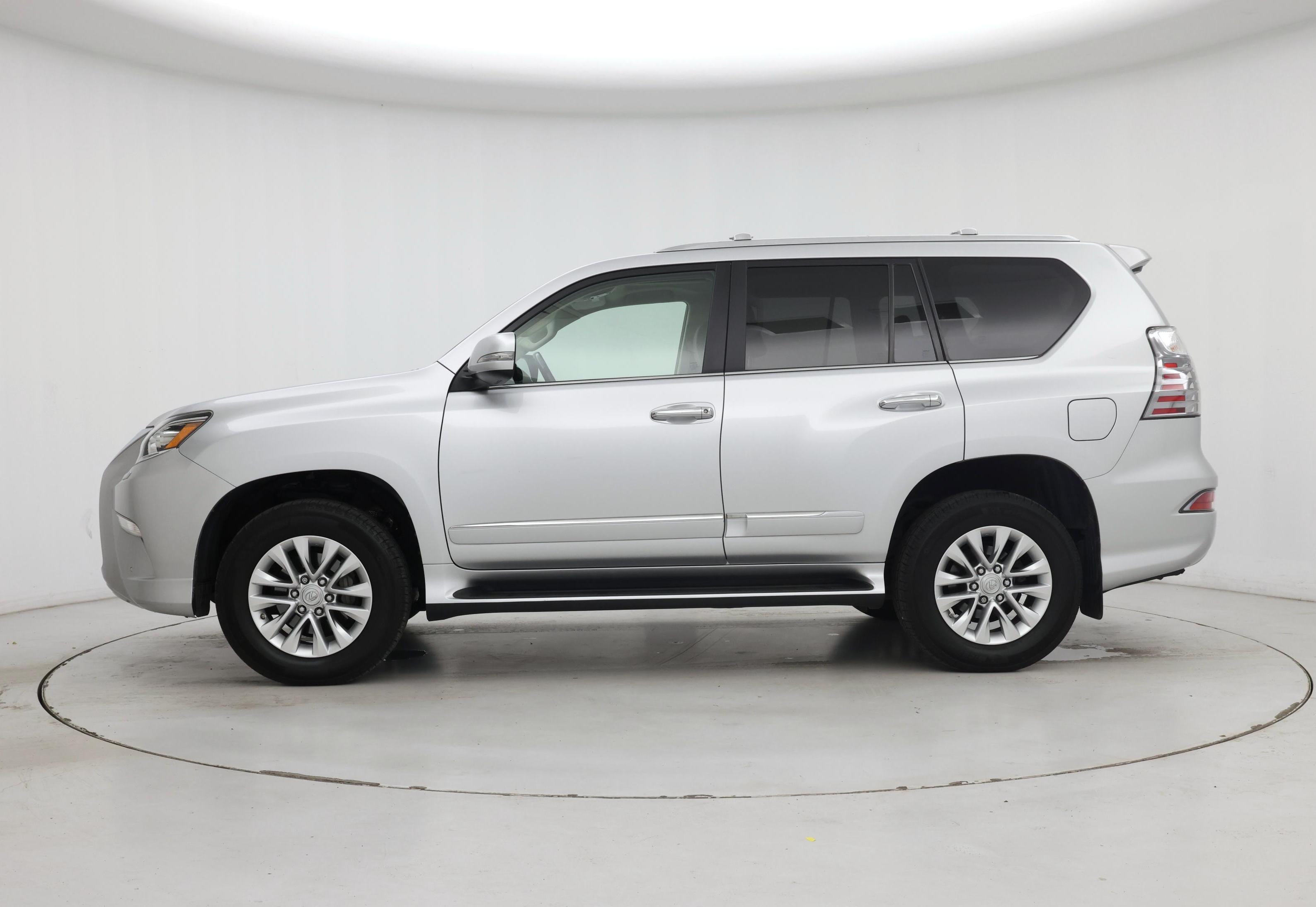 Thumbnail: 2018 Lexus GX - 3