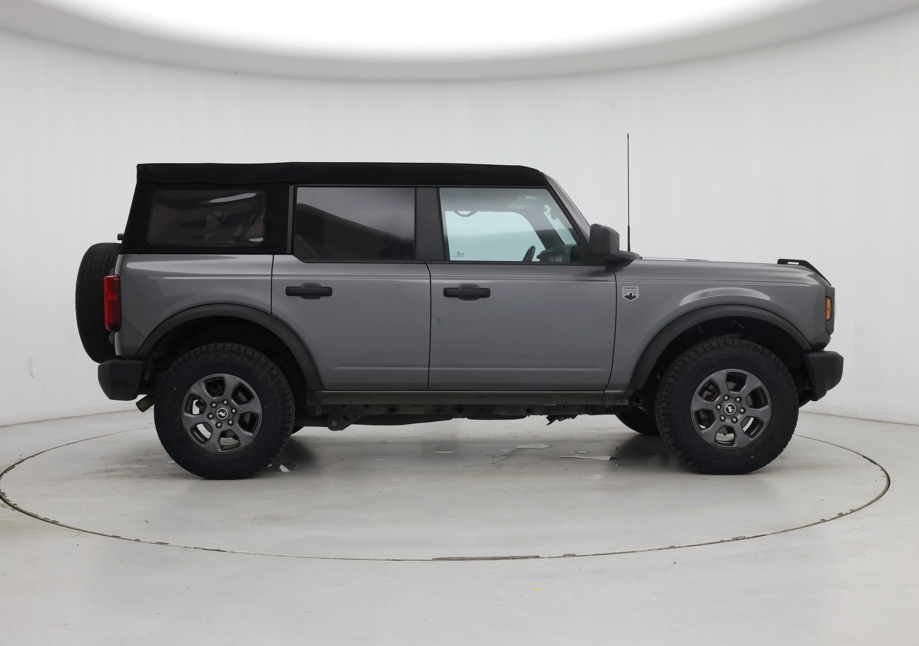 Thumbnail: 2023 Ford Bronco - 7