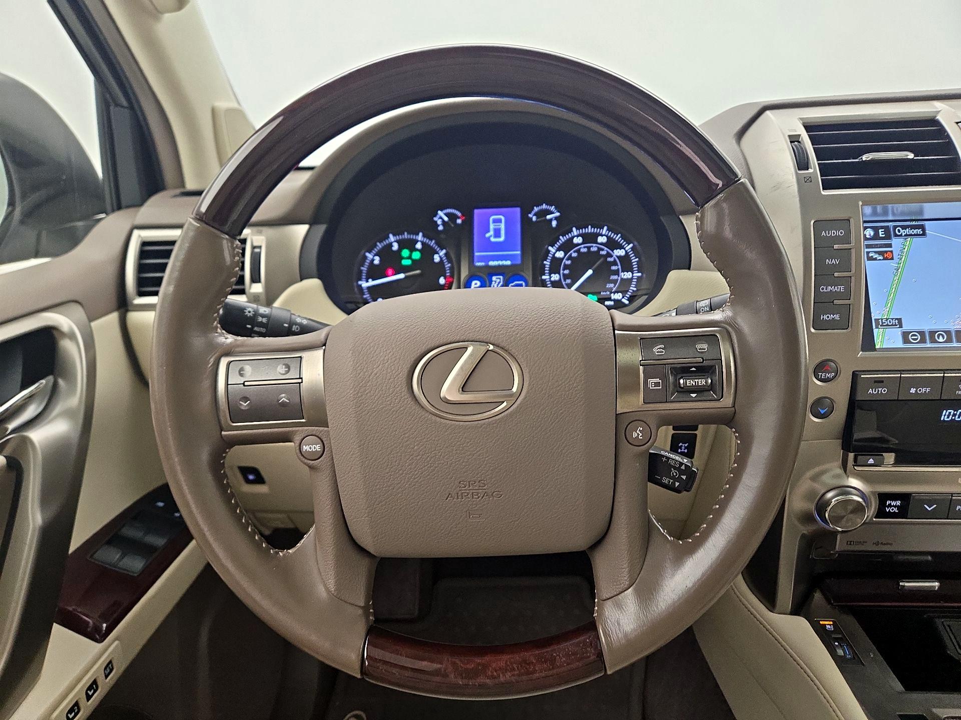 Thumbnail: 2018 Lexus GX - 10
