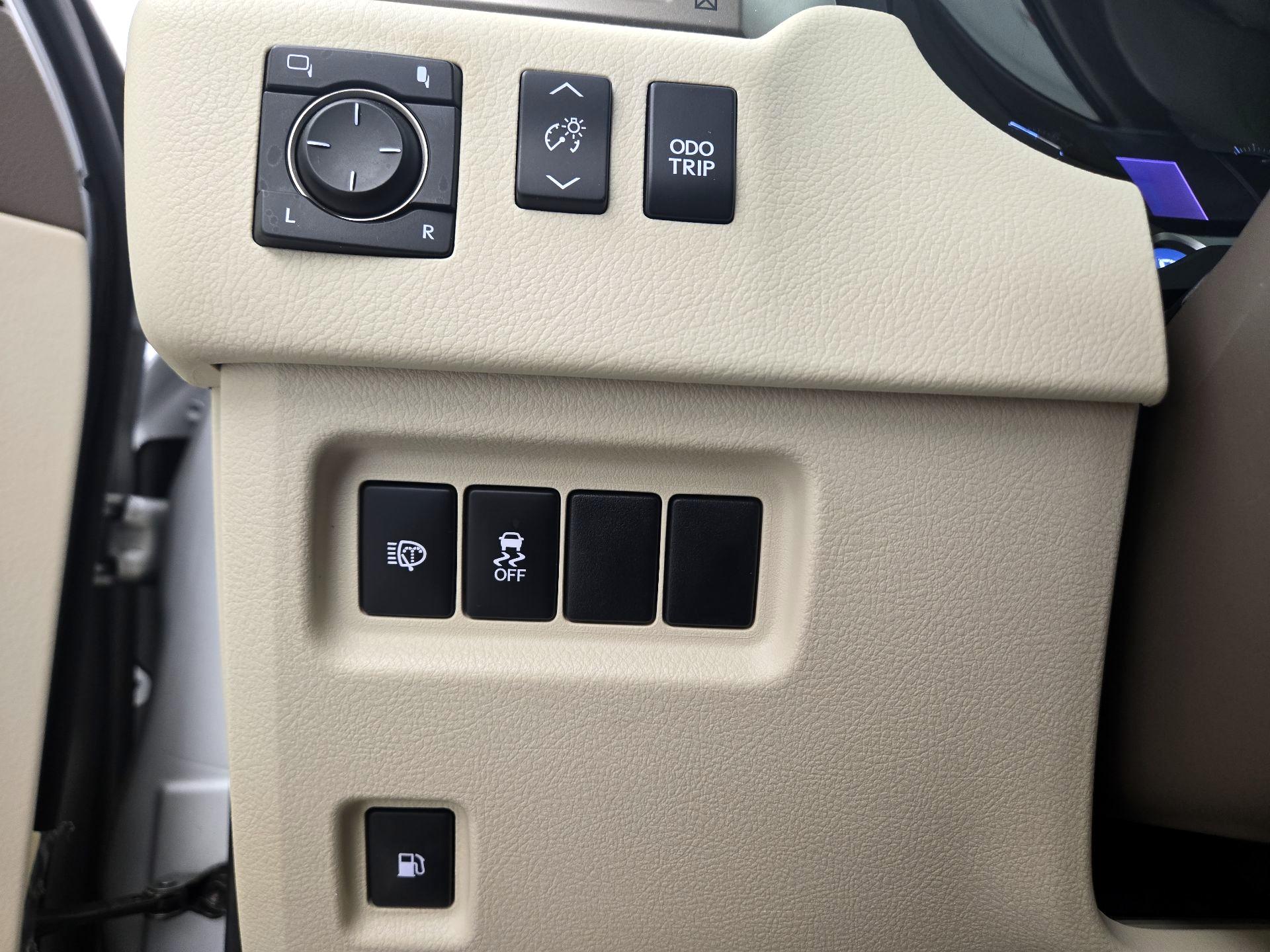 Thumbnail: 2018 Lexus GX - 13