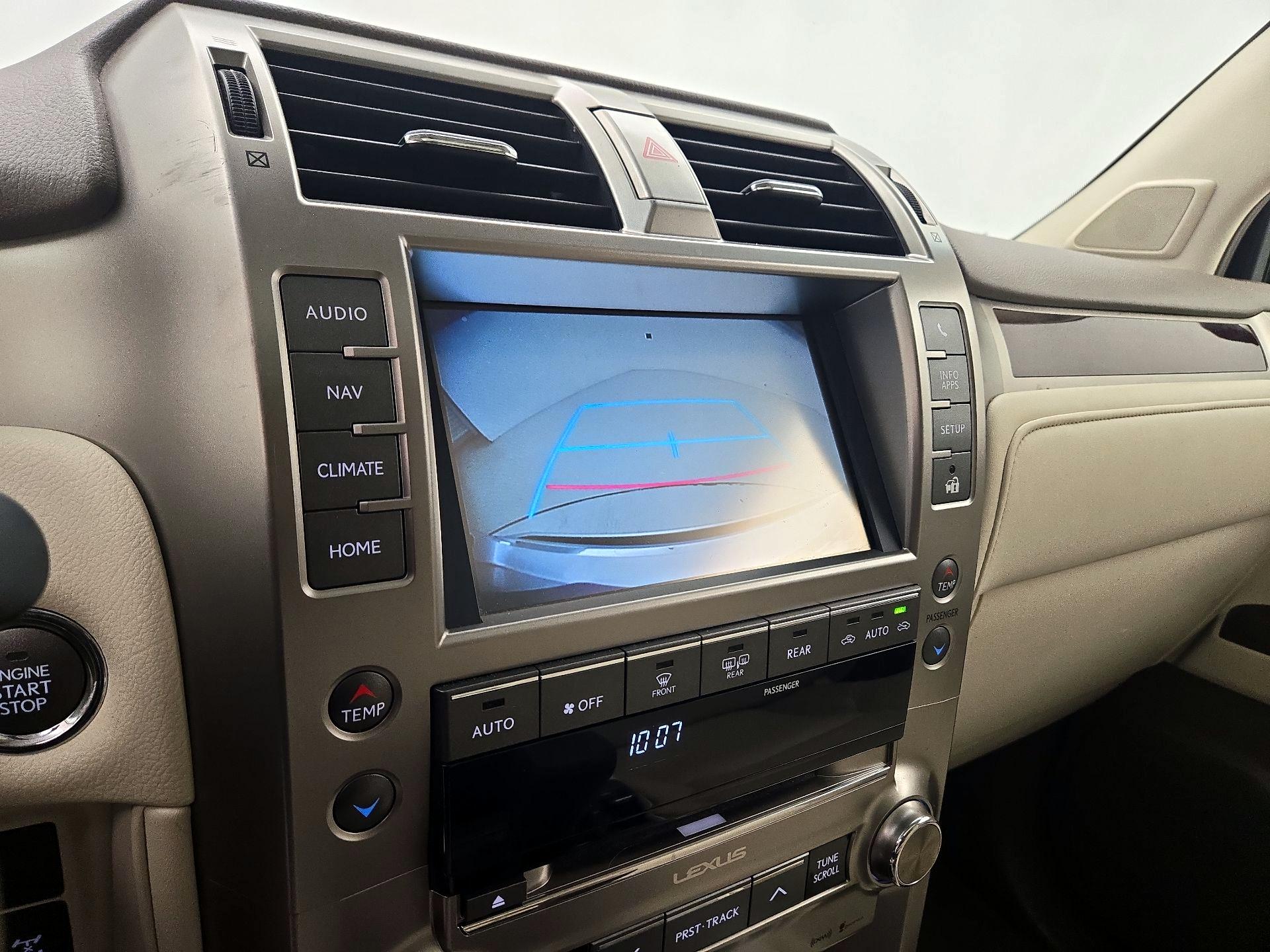 Thumbnail: 2018 Lexus GX - 15